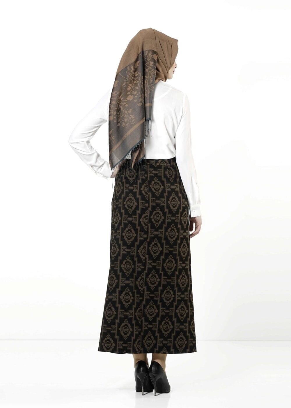 Tesettür giyim BEYAZ GÖMLEK YAKA DÜĞMELİ BLUZ 4121