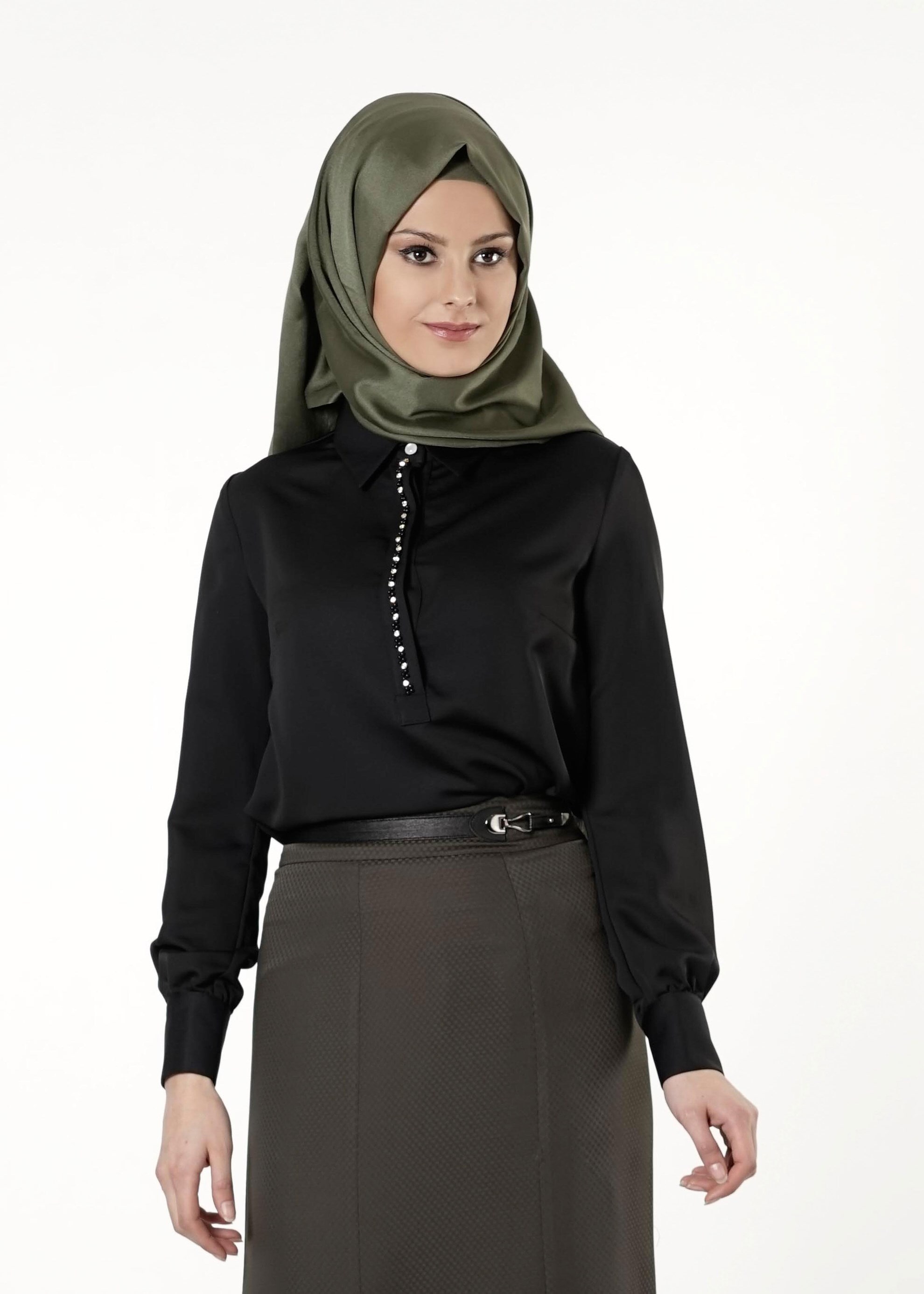 Tesettür giyim SİYAH TAŞ DETAYLI BLUZ 4122 