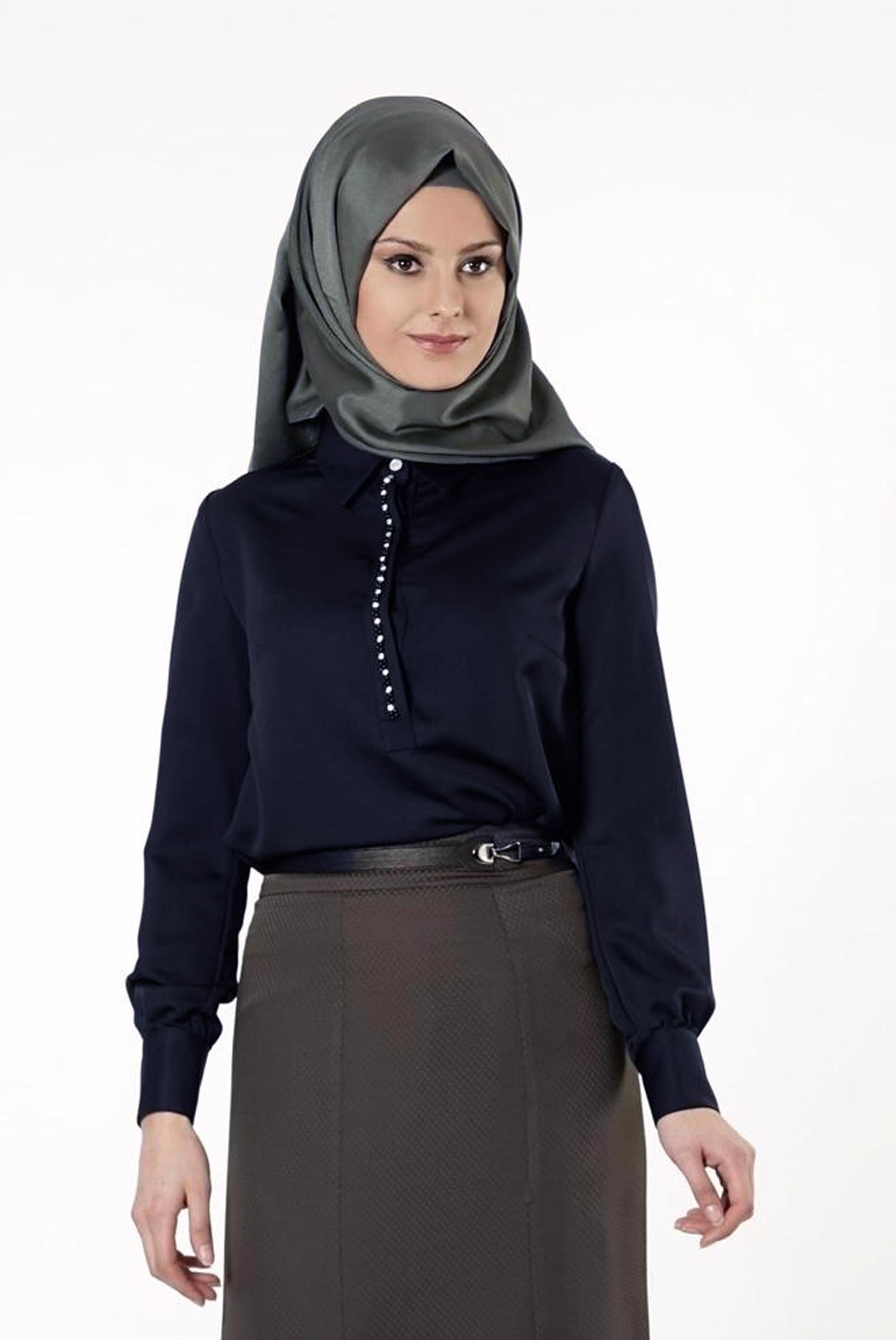 Tesettür giyim LACİVERT TAŞ DETAYLI BLUZ 4122 