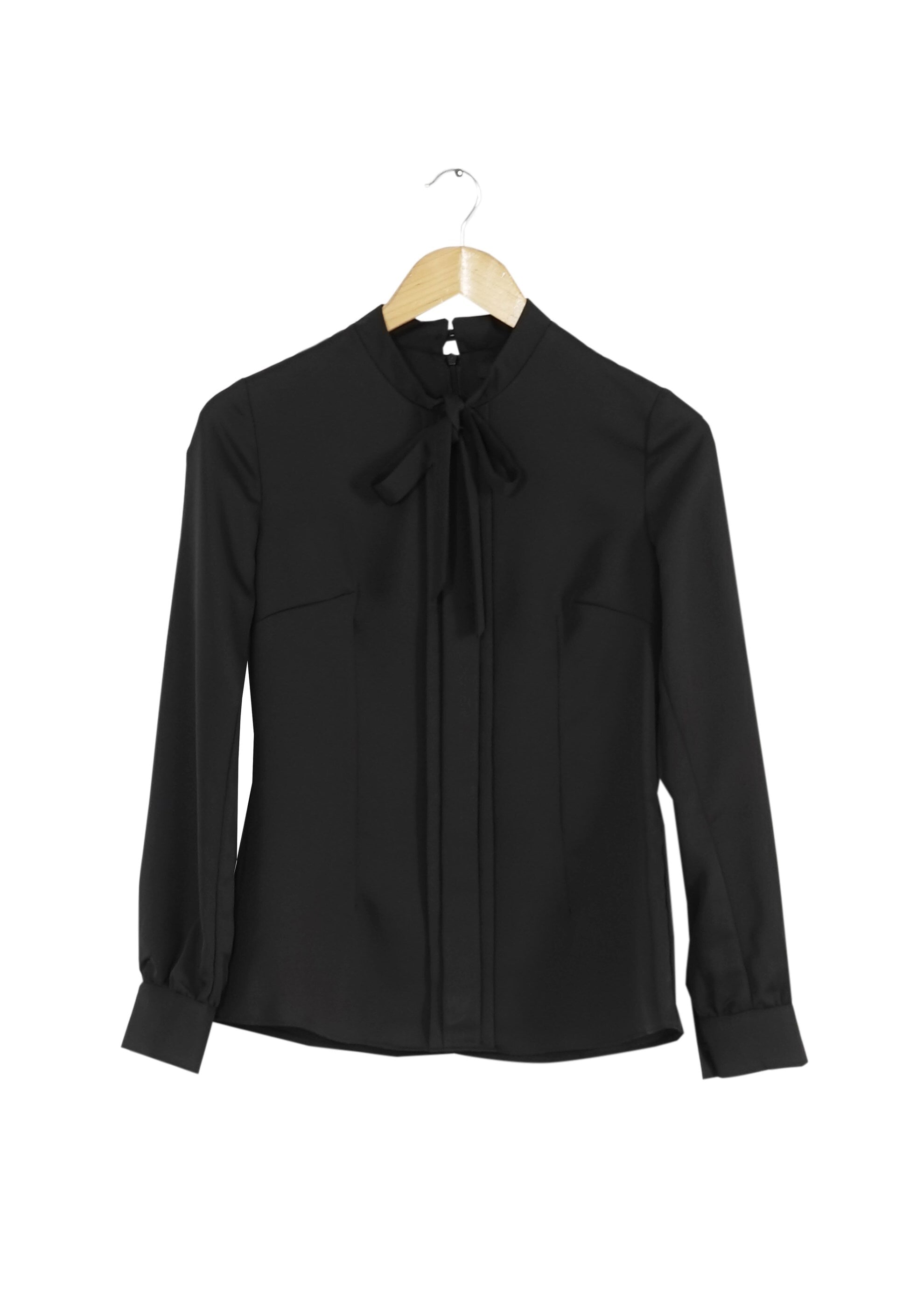 Tesettür giyim SİYAH BAĞLAMA DETAYLI BLUZ 4123 