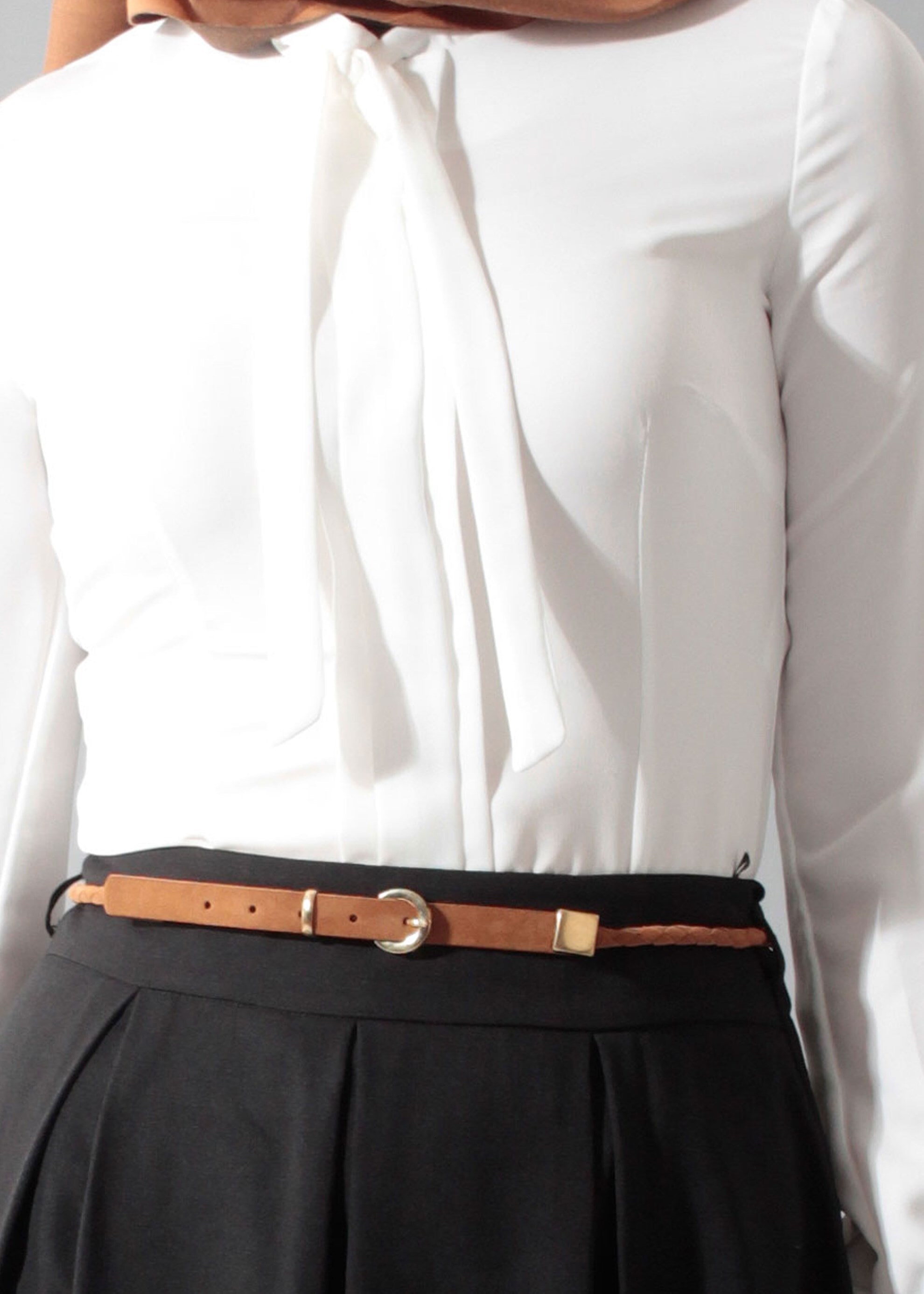 Tesettür giyim BEYAZ BAĞLAMA DETAYLI BLUZ 4123 