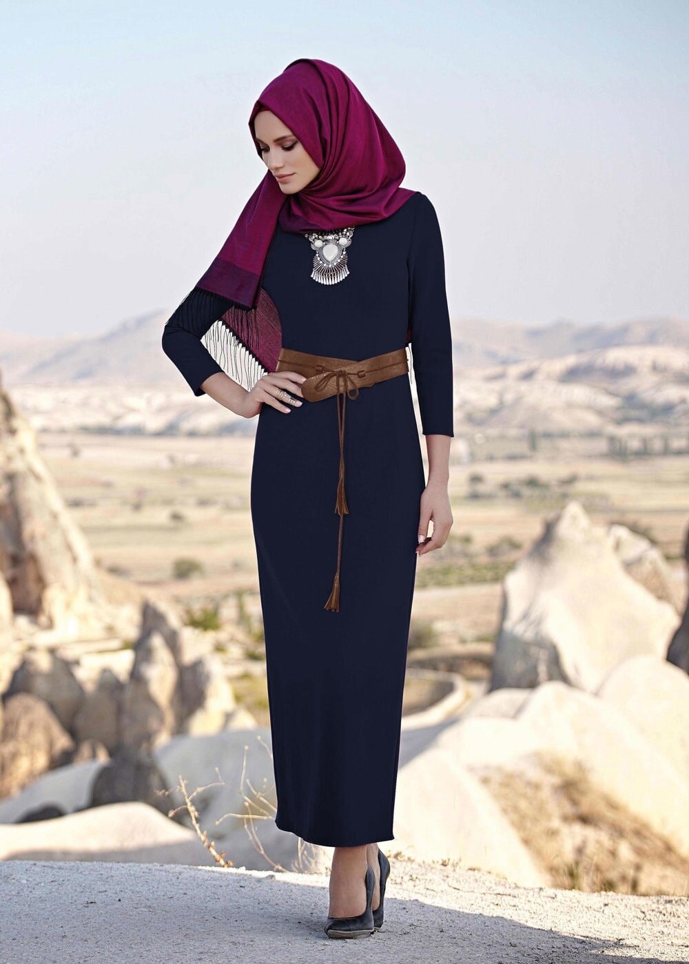 Tesettür giyim LACİVERT 4023 ELBİSE