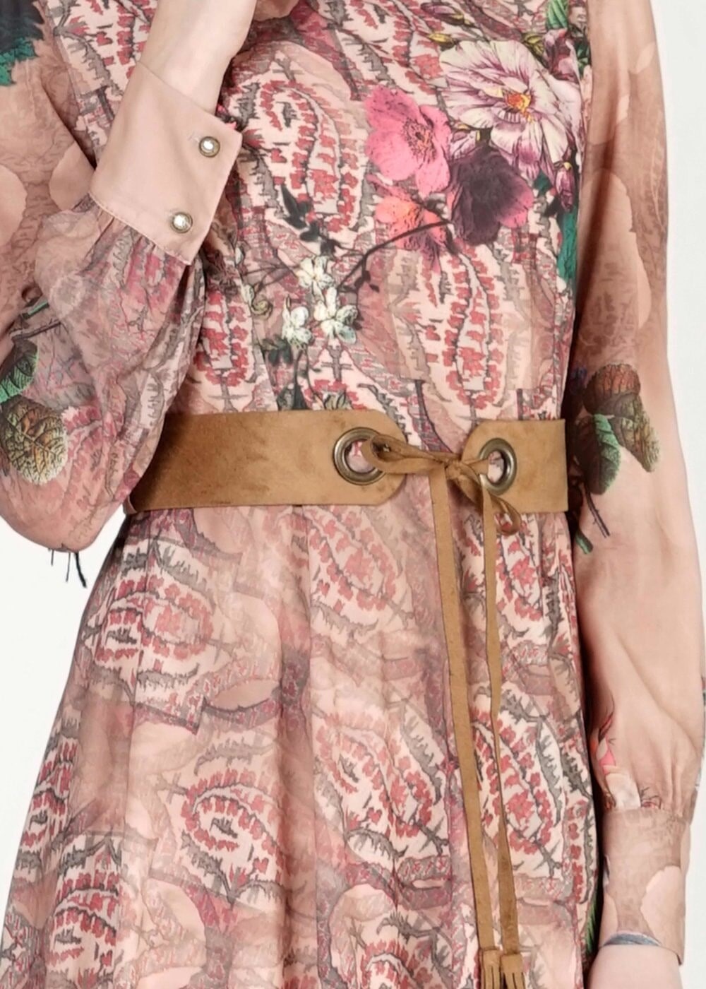 Tesettür giyim PUDRA KEMER DETAYLI ÇİÇEKLİ  ELBİSE 4032 