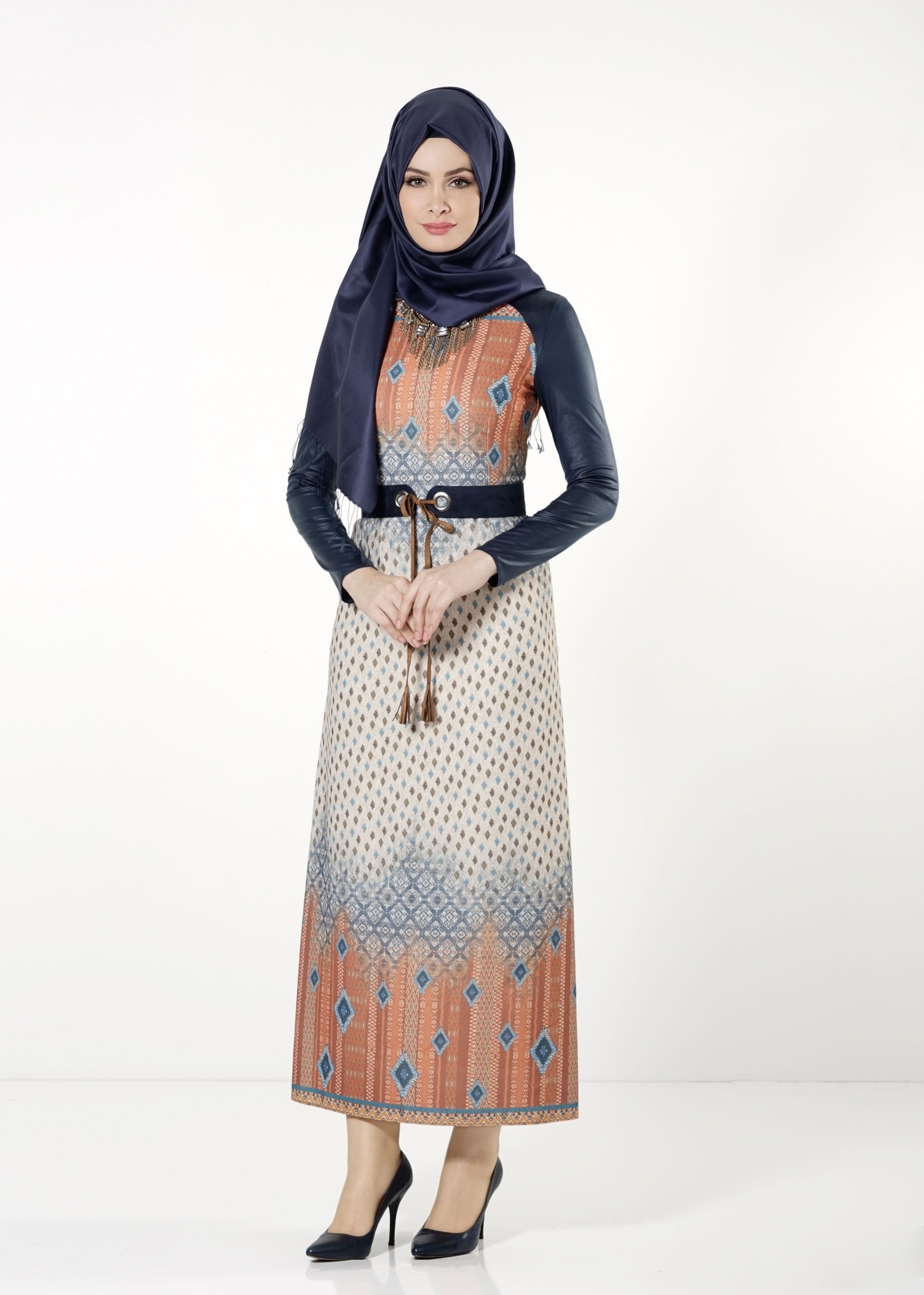Tesettür giyim TABA DESENLİ ELBİSE 4034 