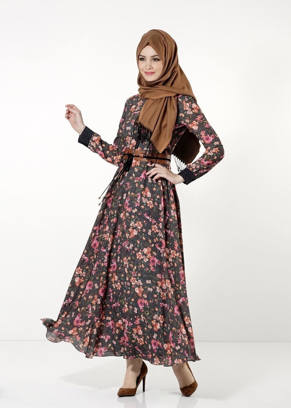 Tesettür giyim SİYAH DESENLİ ELBİSE 4059 