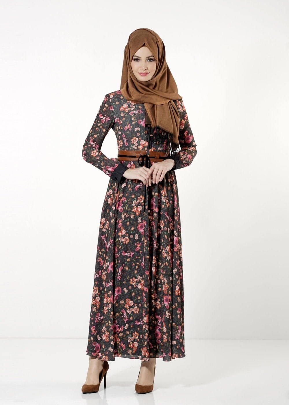 Tesettür giyim SİYAH DESENLİ ELBİSE 4059 