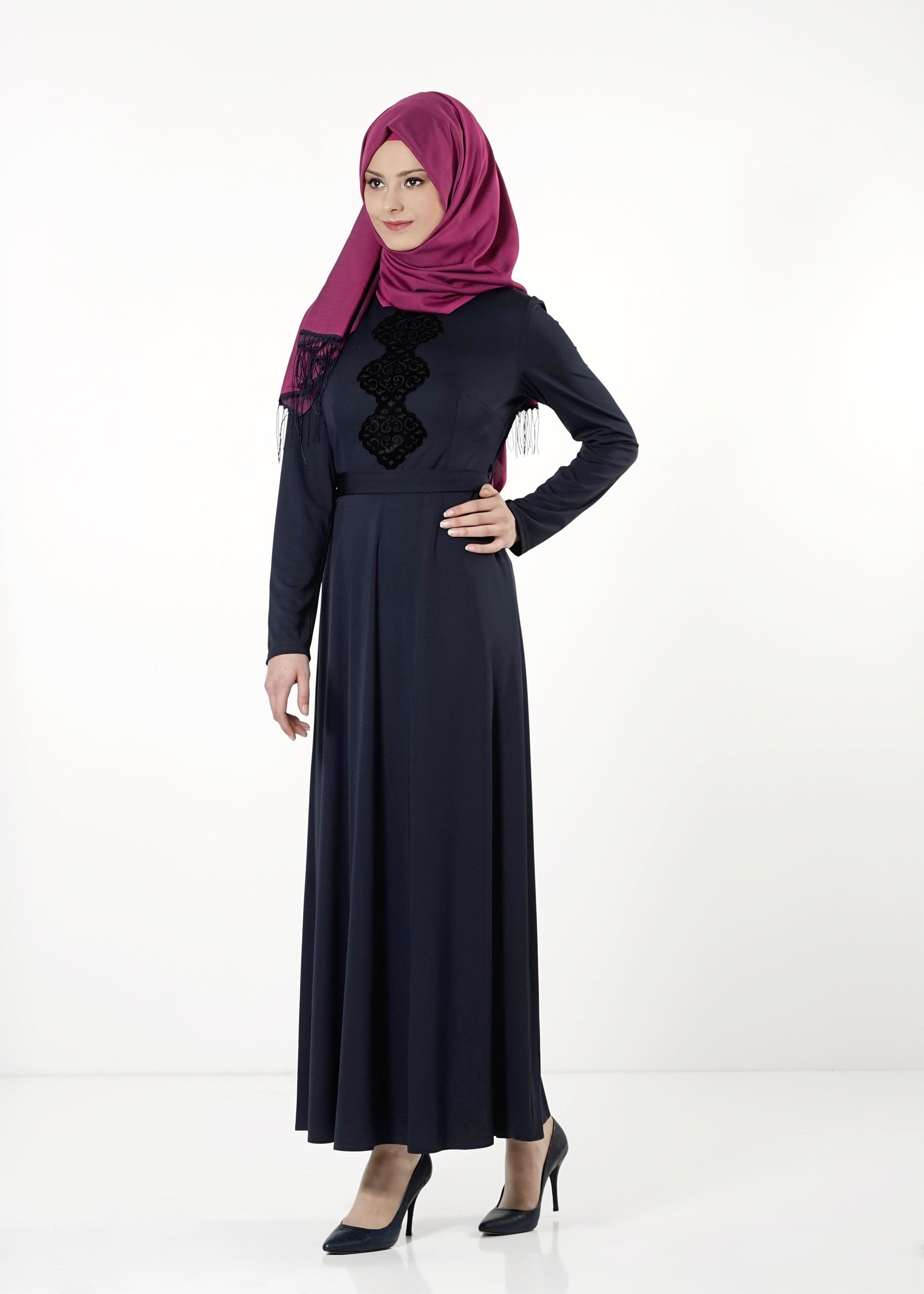 Tesettür giyim LACİVERT KUŞAKLI ELBİSE 4135 