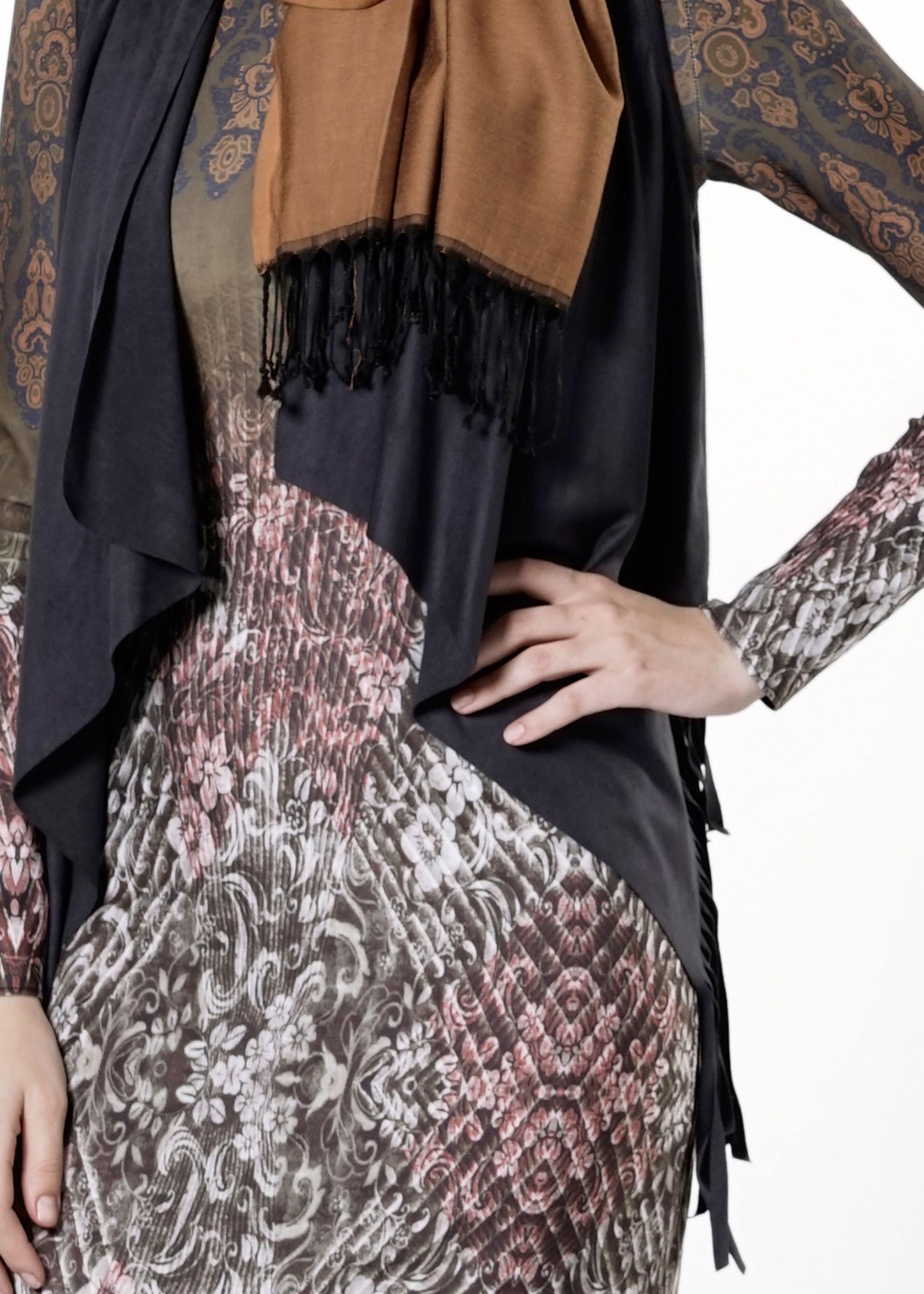 Tesettür giyim HAKİ YELEKLİ ETNİK DESENLİ ELBİSE 4149 