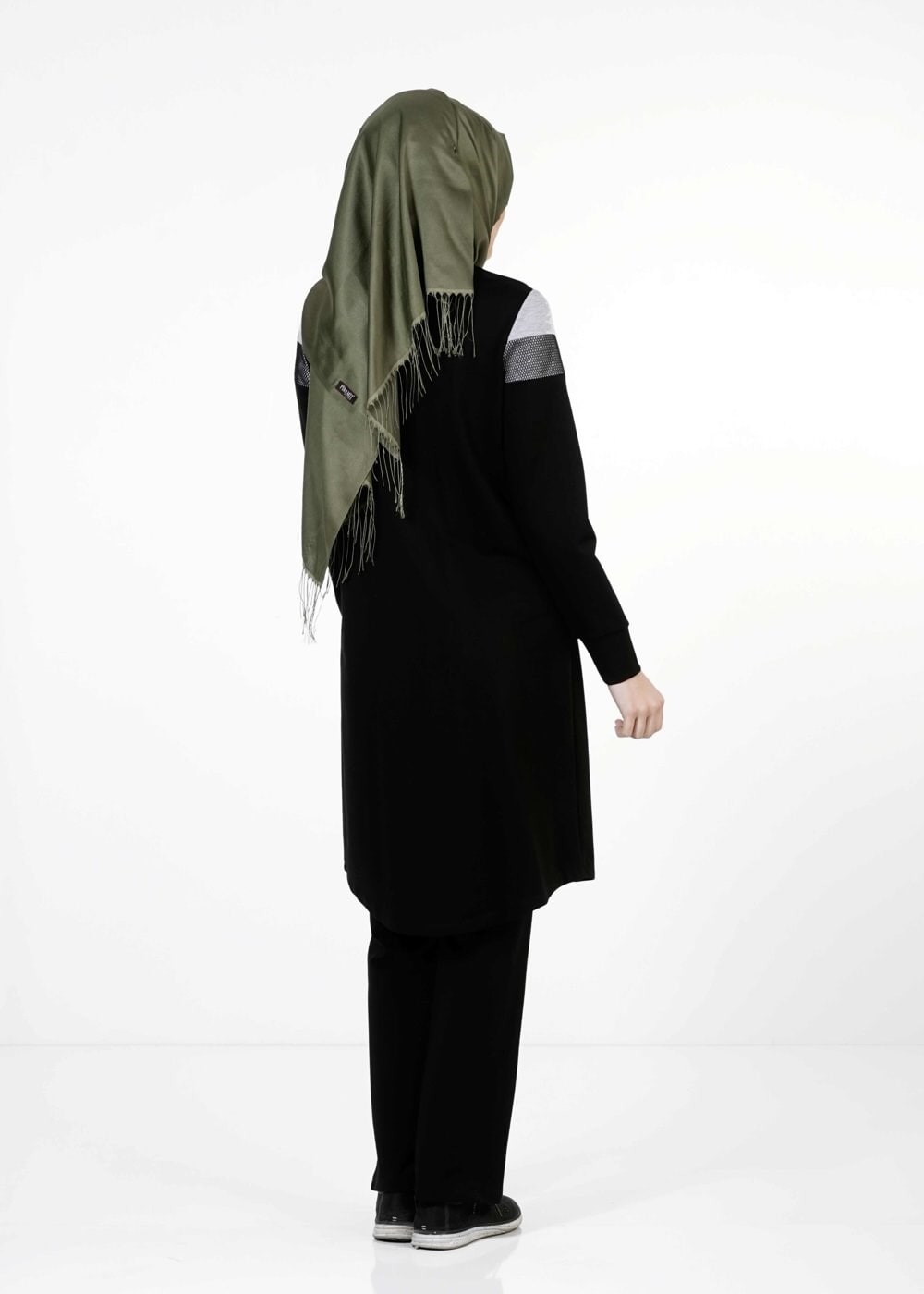 Tesettür giyim SİYAH 4117 EŞOFMAN TAKIMI