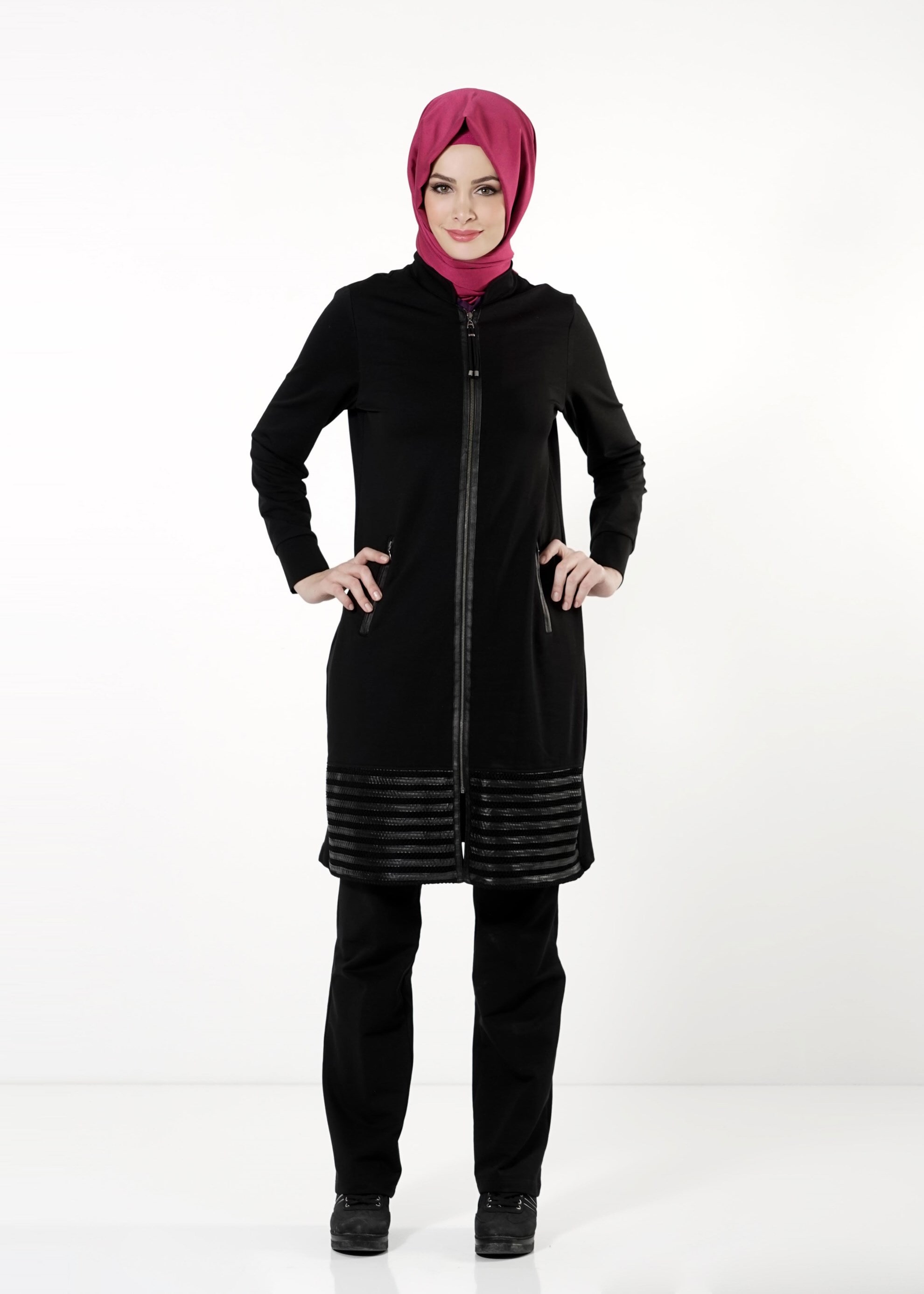 Tesettür giyim SİYAH 4118 EŞOFMAN TAKIMI