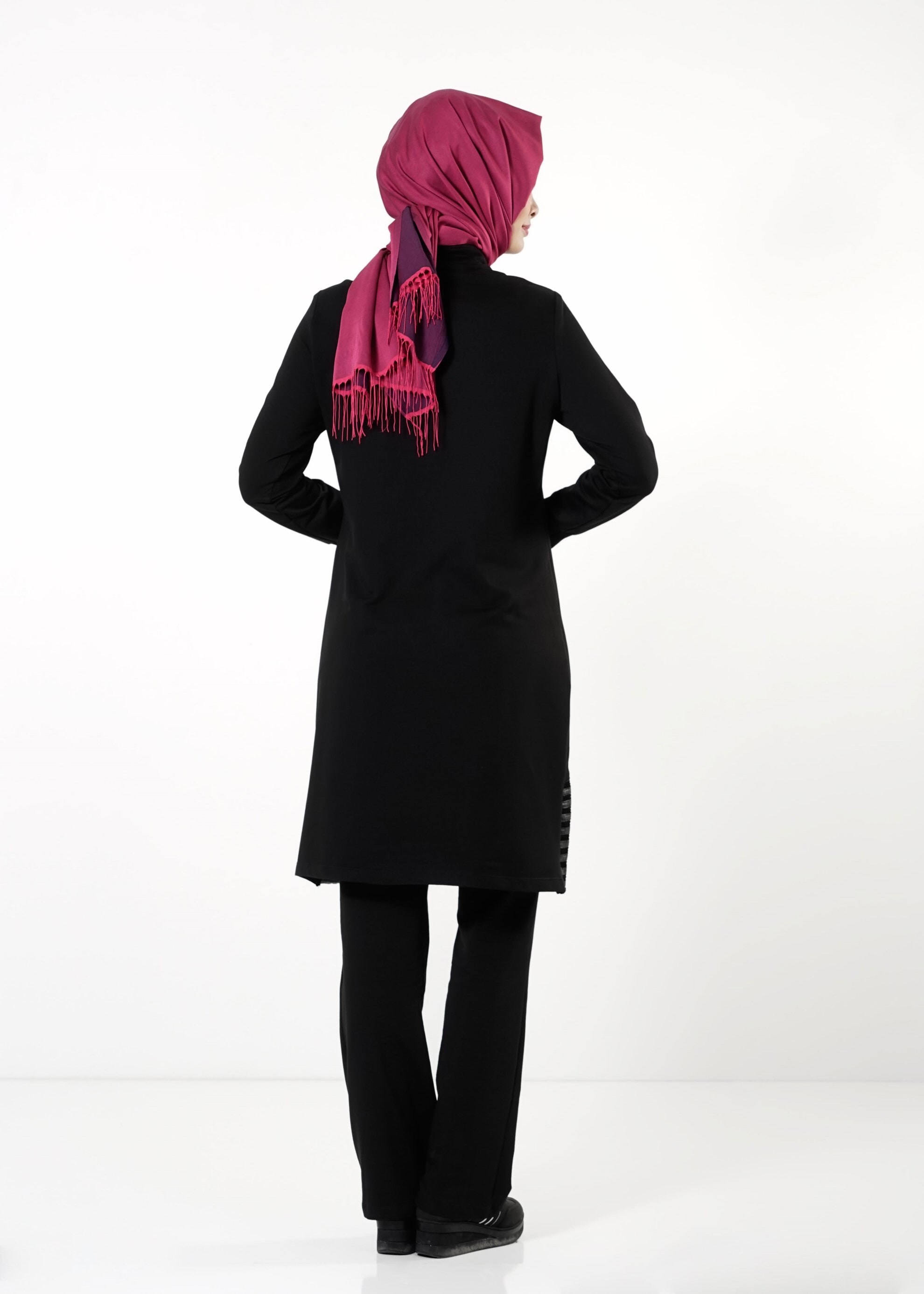 Tesettür giyim SİYAH 4118 EŞOFMAN TAKIMI