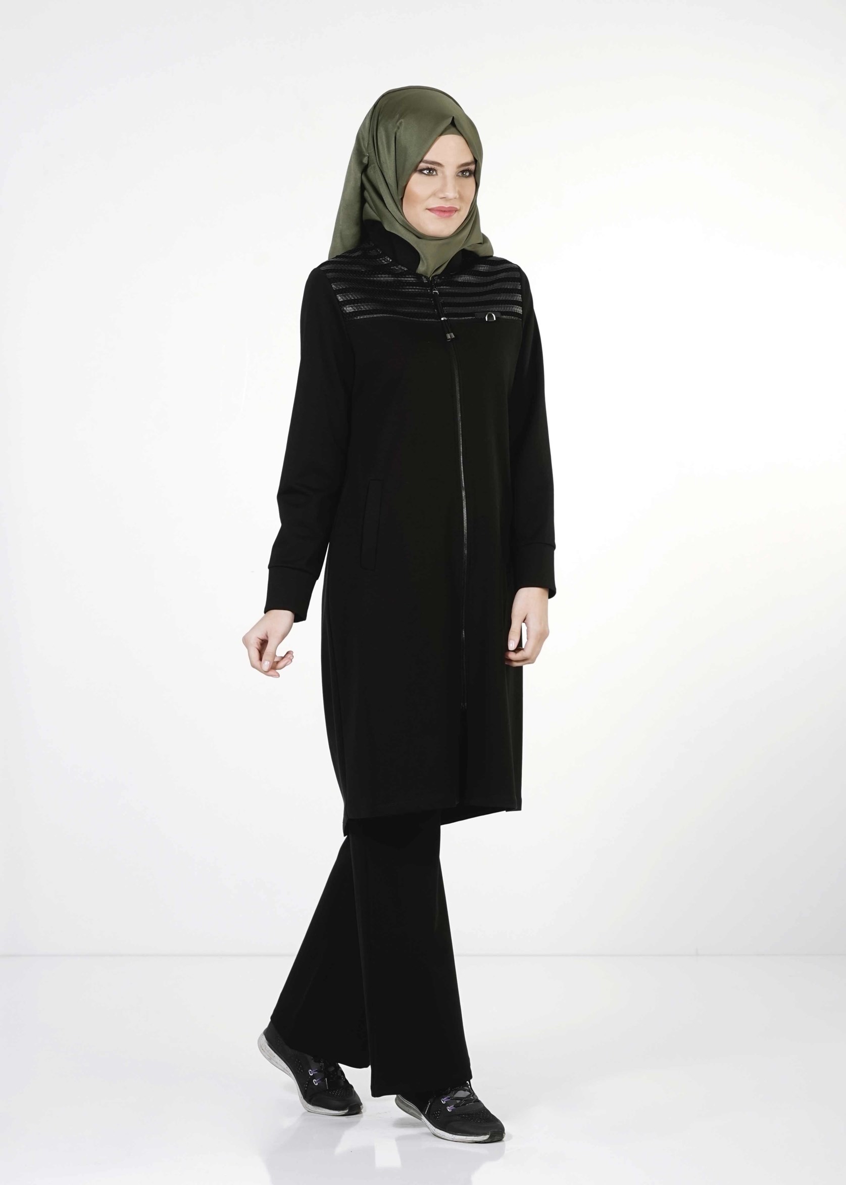 Tesettür giyim SİYAH 4119 EŞOFMAN TAKIMI