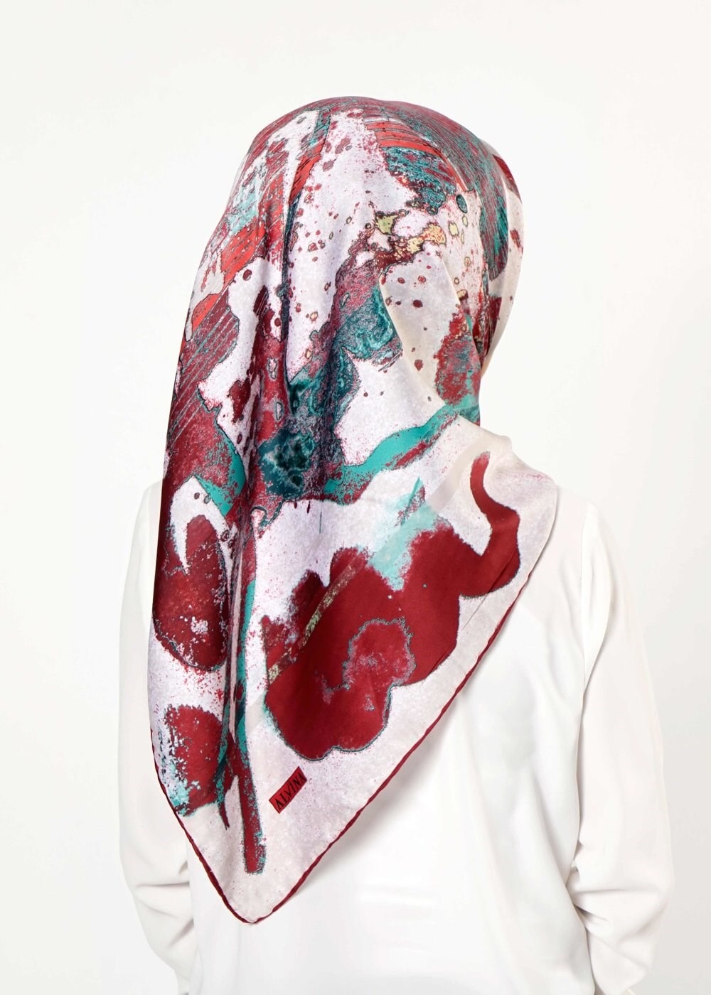 Tesettür giyim BORDO 10999 ALVİNA DESENLİ EŞARP