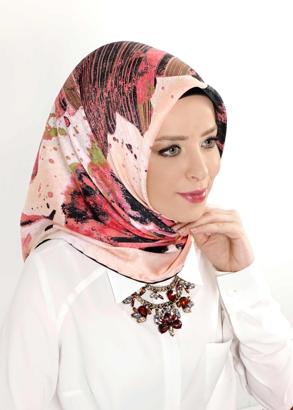 Tesettür giyim PUDRA 10999 ALVİNA DESENLİ EŞARP