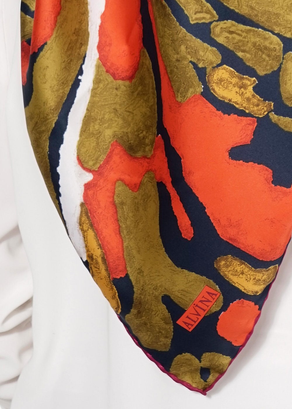 Tesettür giyim LACİVERT 12241 ALVİNA DESENLİ EŞARP