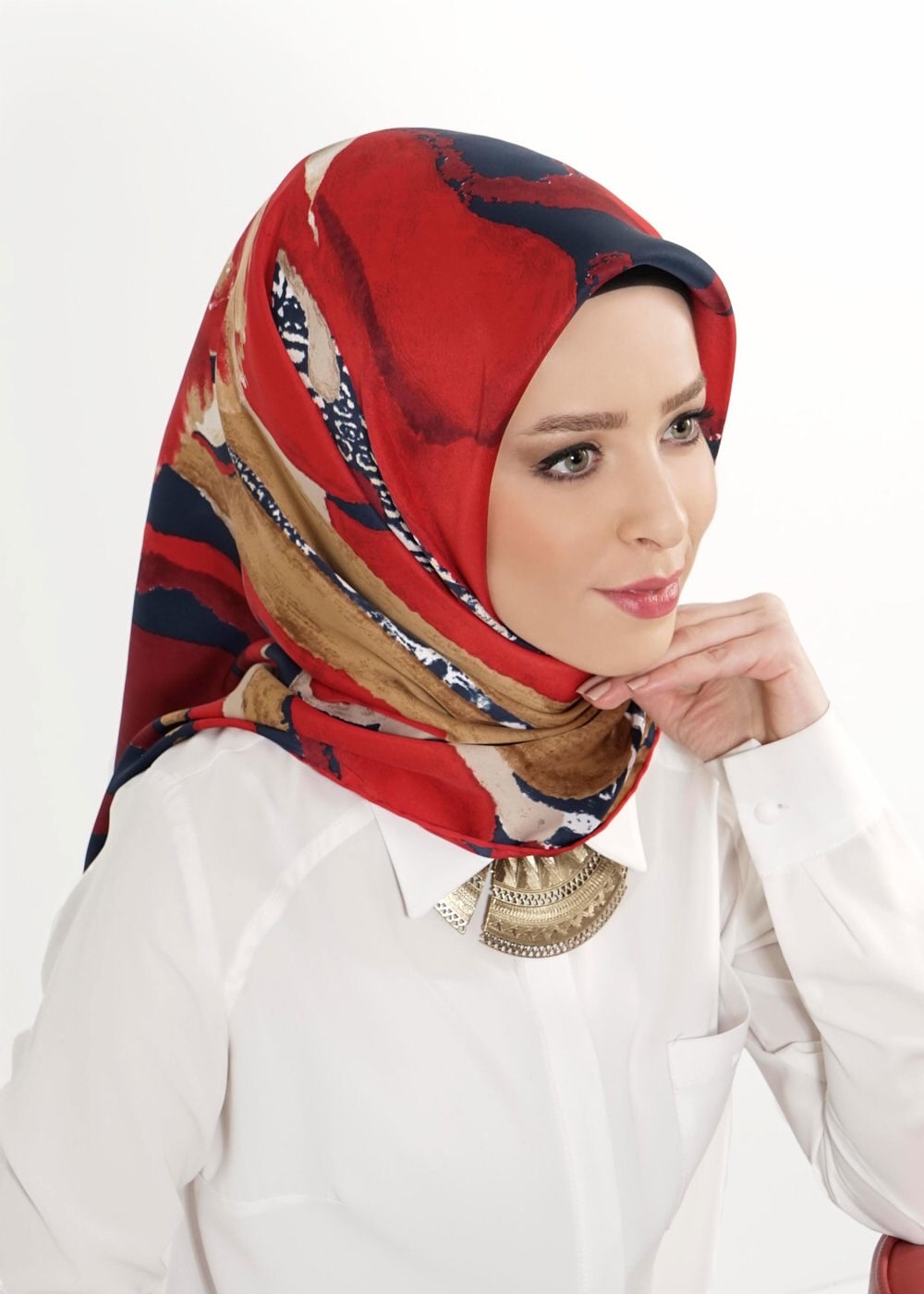 Tesettür giyim LACİVERT 12241 ALVİNA DESENLİ EŞARP