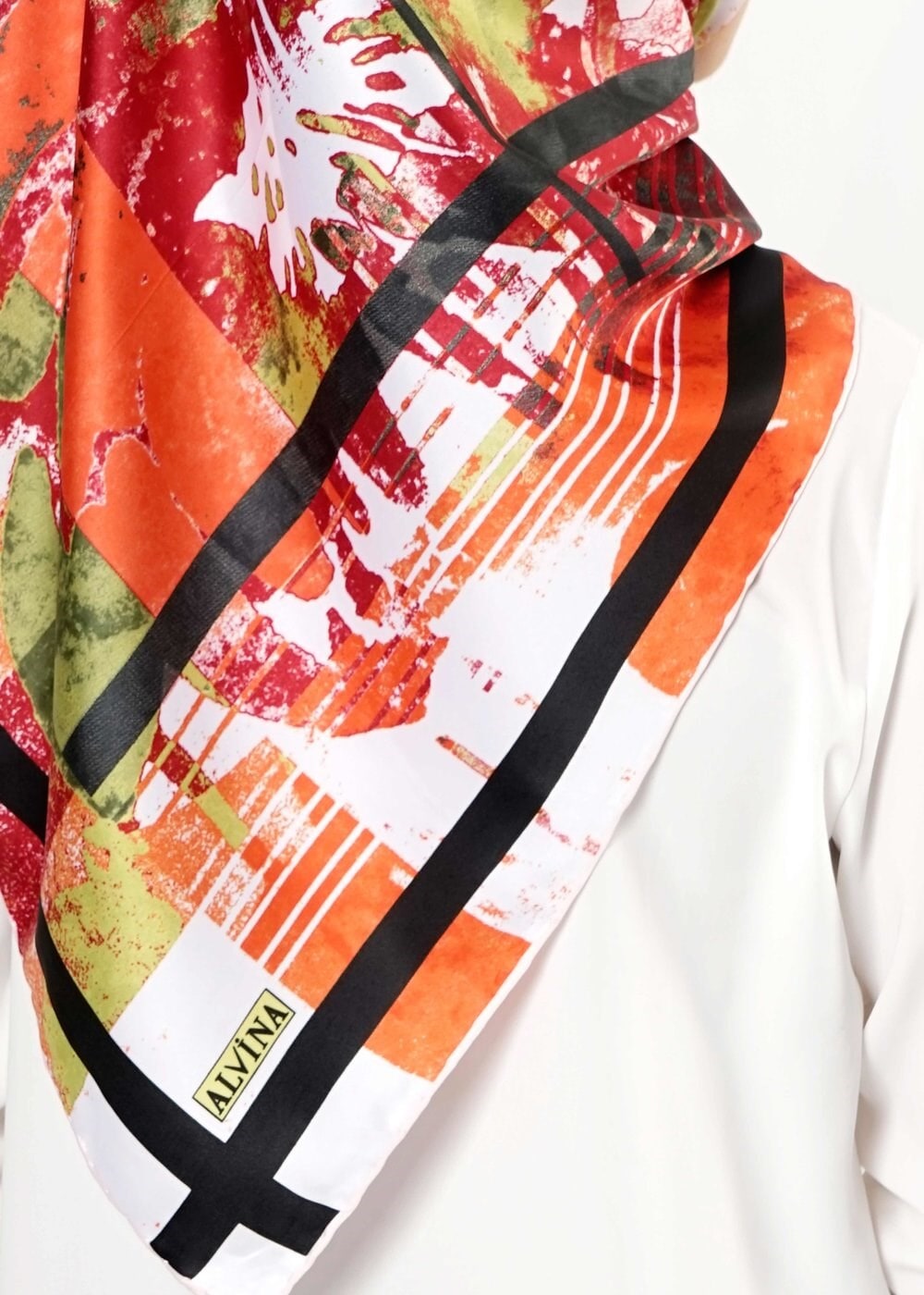 Tesettür giyim TURUNCU 12472 ALVİNA DESENLİ EŞARP