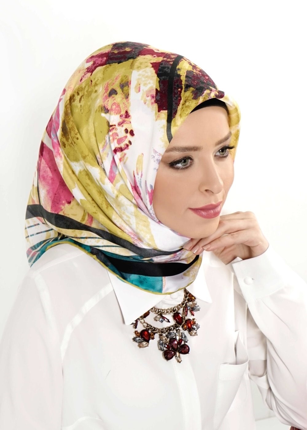 Tesettür giyim YEŞİL 12472 ALVİNA DESENLİ EŞARP