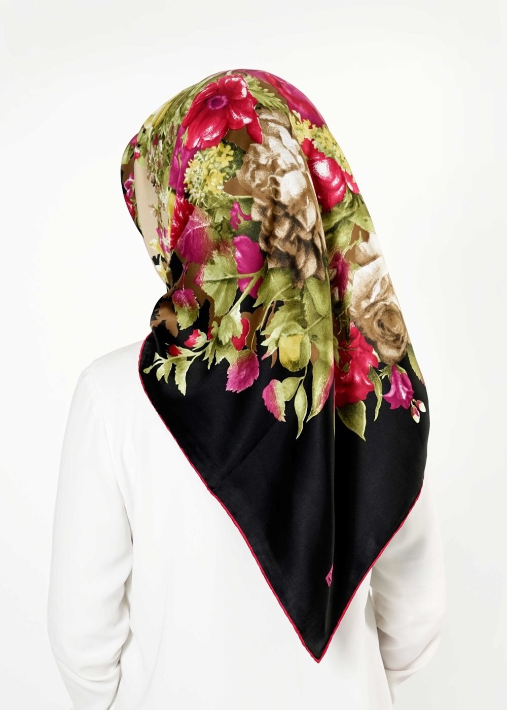 Tesettür giyim SİYAH 12569 ALVİNA DESENLİ EŞARP