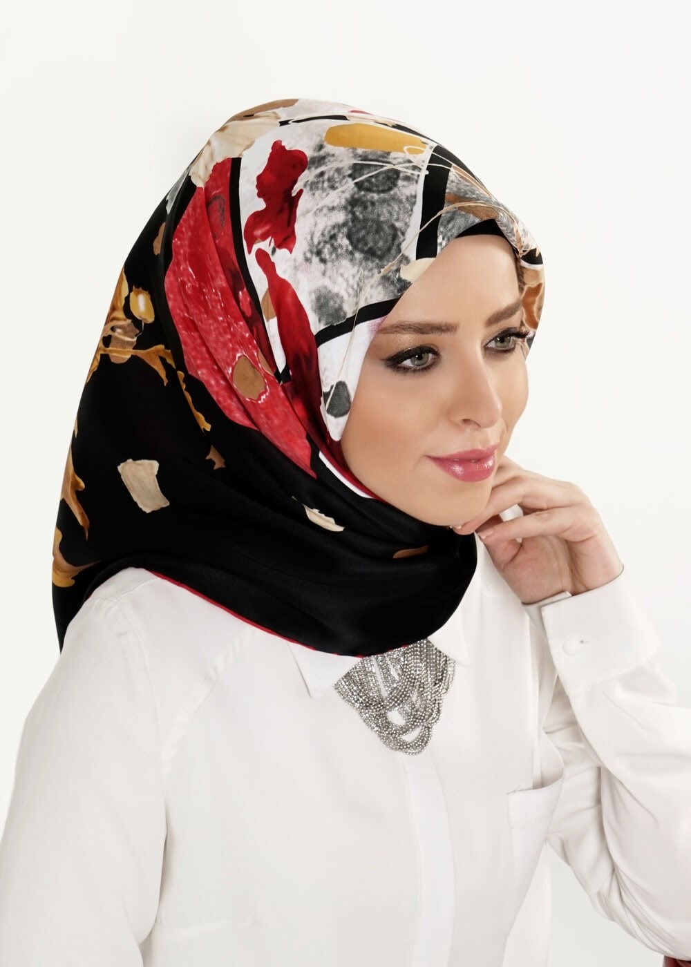 Tesettür giyim SİYAH 12592 ALVİNA DESENLİ EŞARP