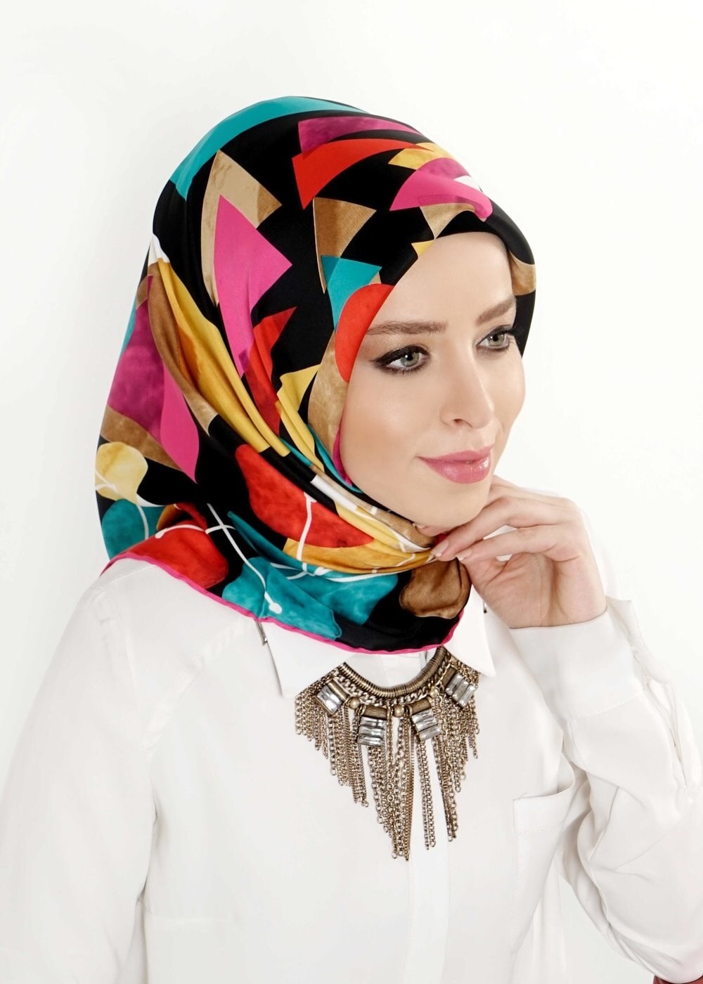 Tesettür giyim SİYAH 13252 ALVİNA DESENLİ EŞARP