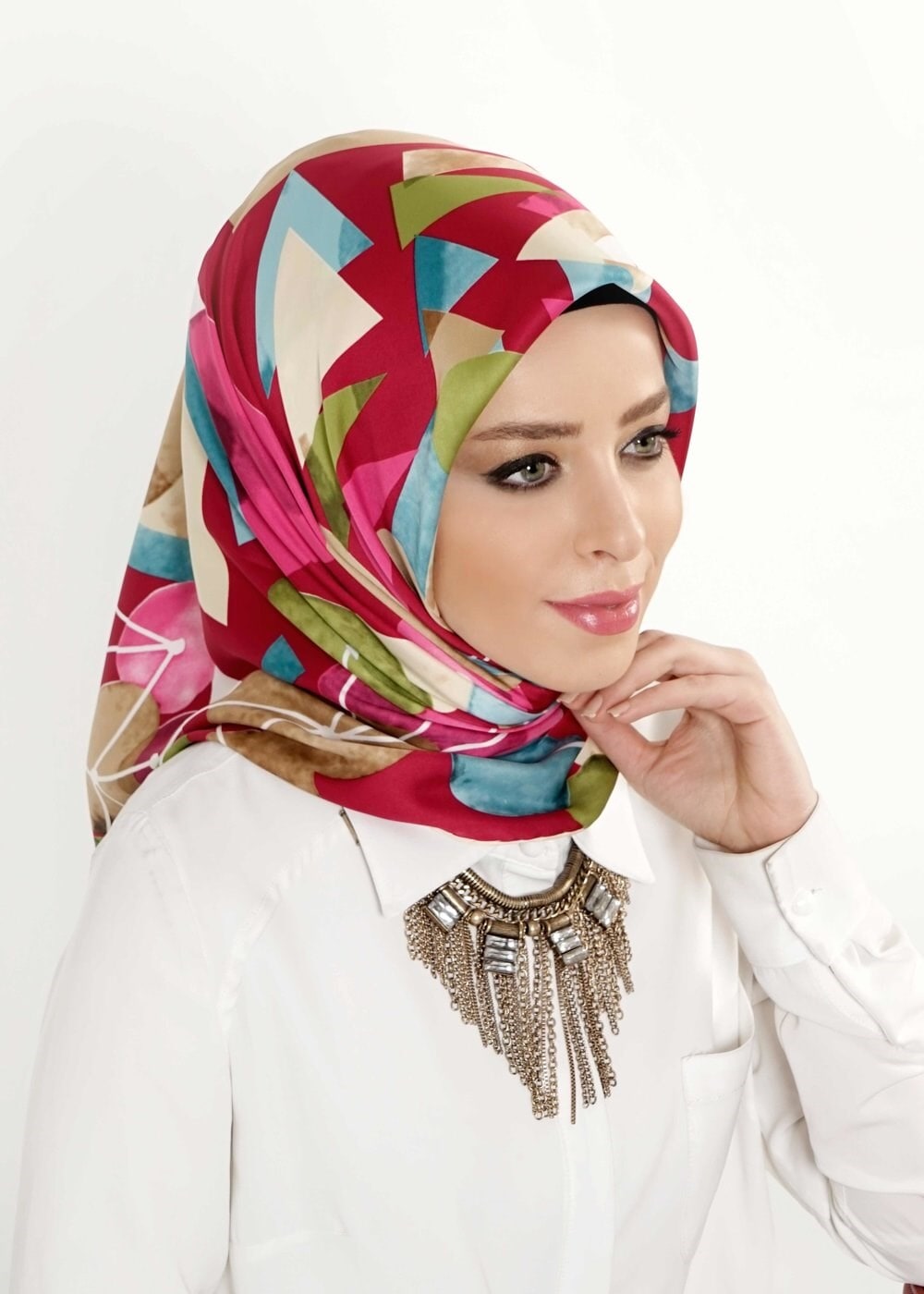 Tesettür giyim FUŞYA 13252 ALVİNA DESENLİ EŞARP