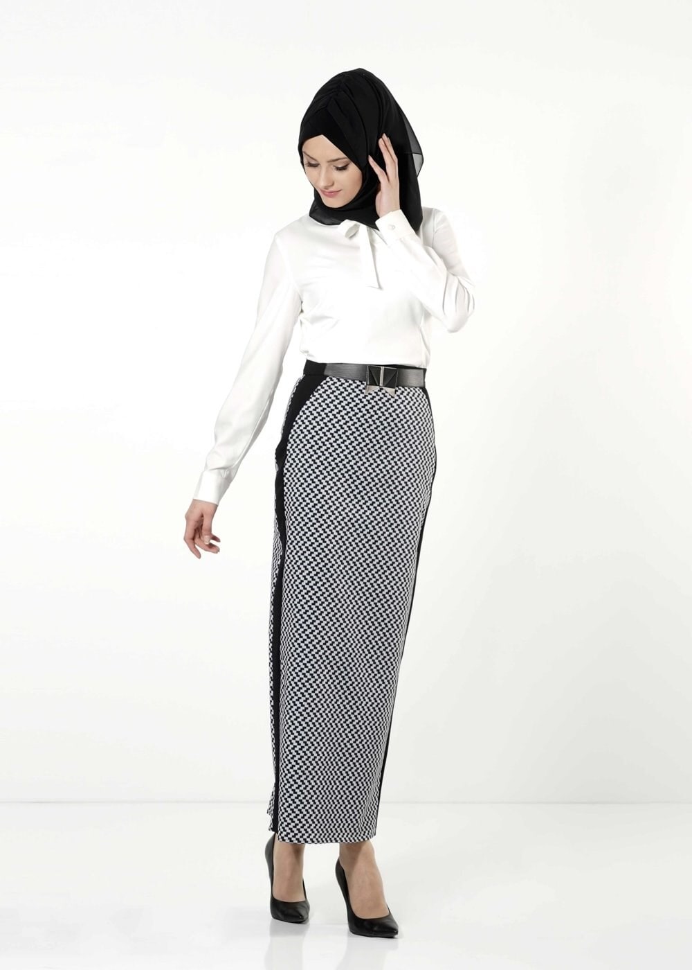 Tesettür giyim SİYAH DESENLİ ETEK 6762 