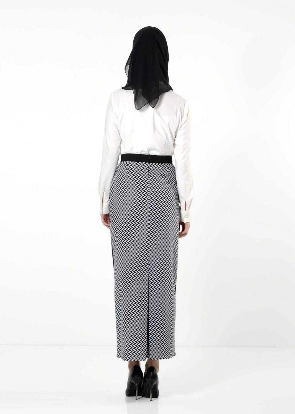 Tesettür giyim SİYAH DESENLİ ETEK 6762 