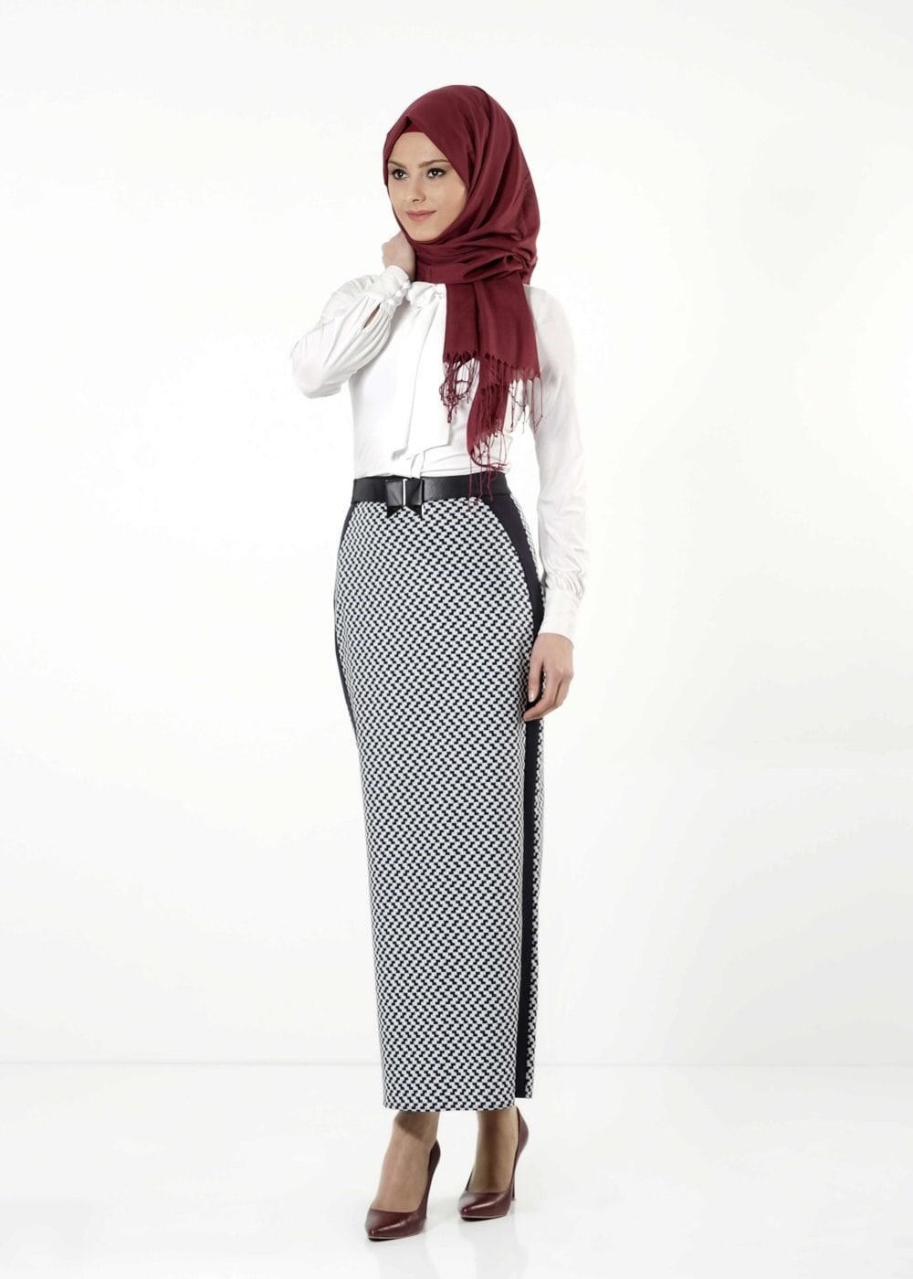 Tesettür giyim LACİVERT DESENLİ ETEK 6762 