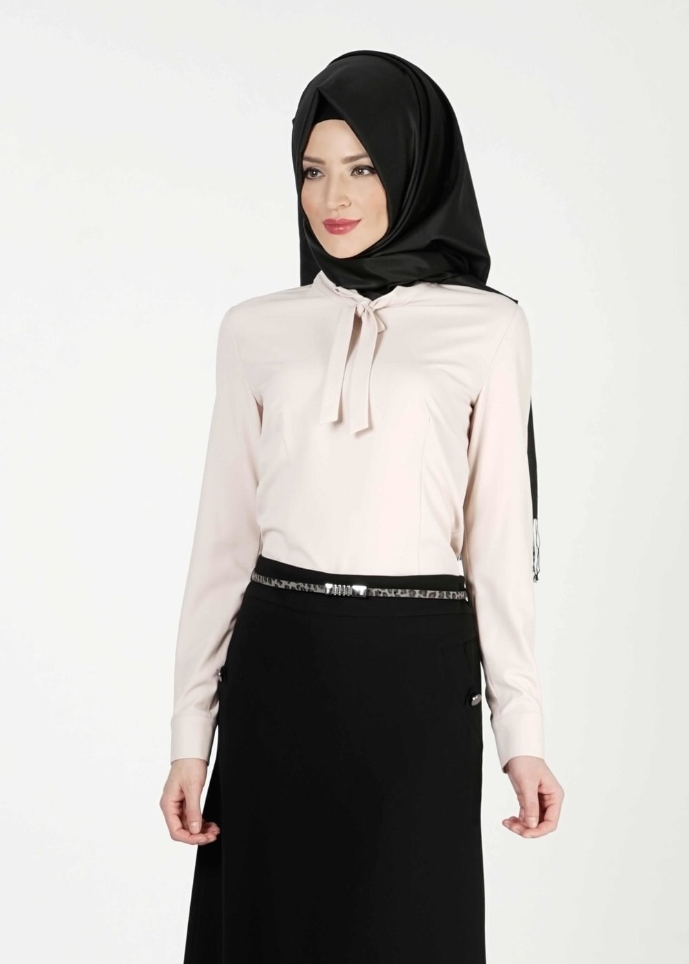 Tesettür giyim SİYAH DÜĞME DETAYLI ETEK 6768