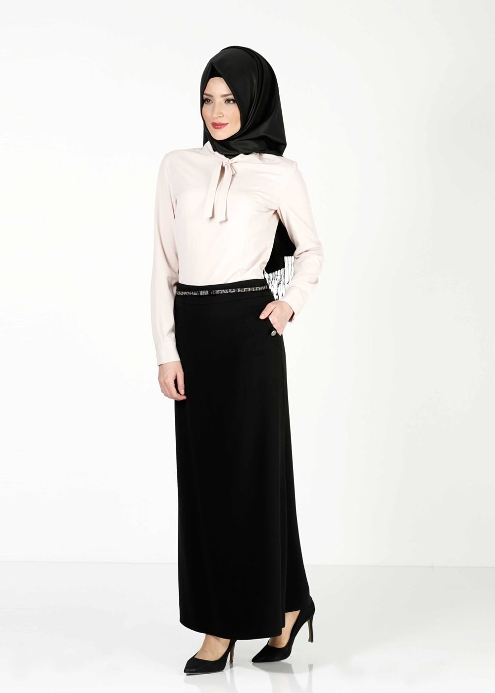 Tesettür giyim SİYAH DÜĞME DETAYLI ETEK 6768
