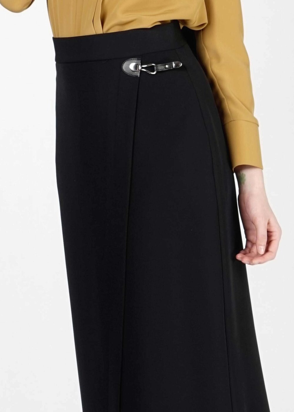 Tesettür giyim SİYAH TOKA DETAYLI ETEK 6769 