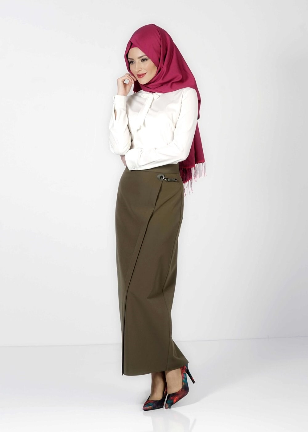 Tesettür giyim HAKİ TOKA DETAYLI ETEK 6769 
