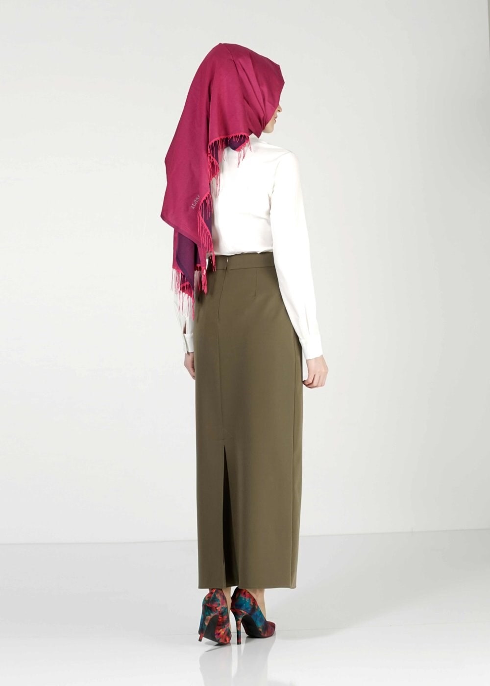 Tesettür giyim HAKİ TOKA DETAYLI ETEK 6769 