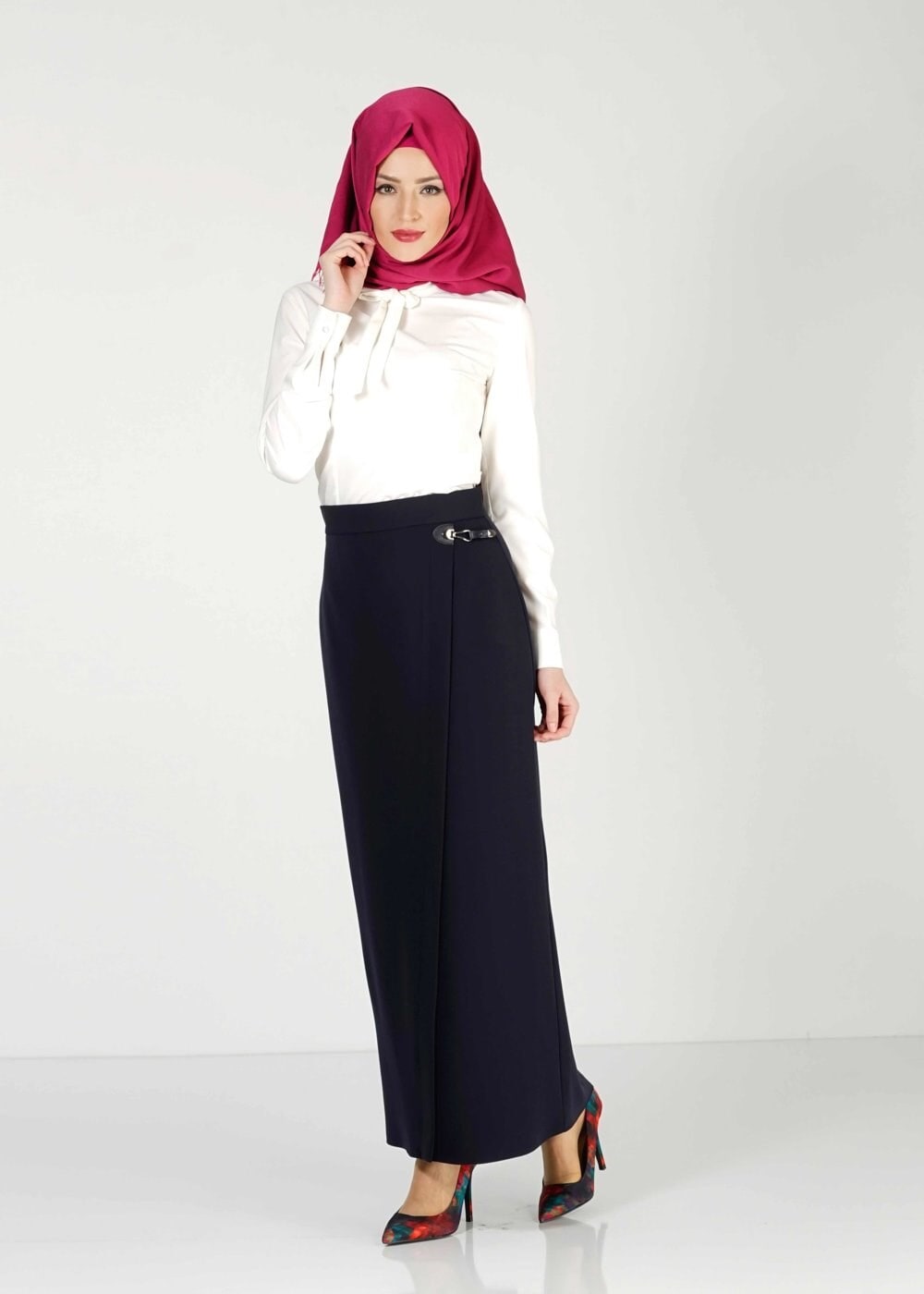 Tesettür giyim LACİVERT TOKA DETAYLI ETEK 6769 
