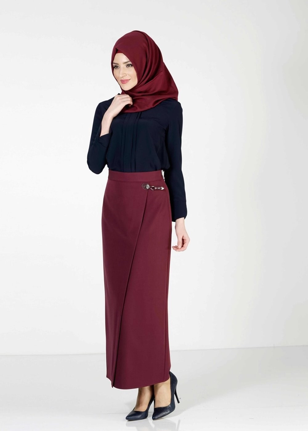 Tesettür giyim BORDO TOKA DETAYLI ETEK 6769 