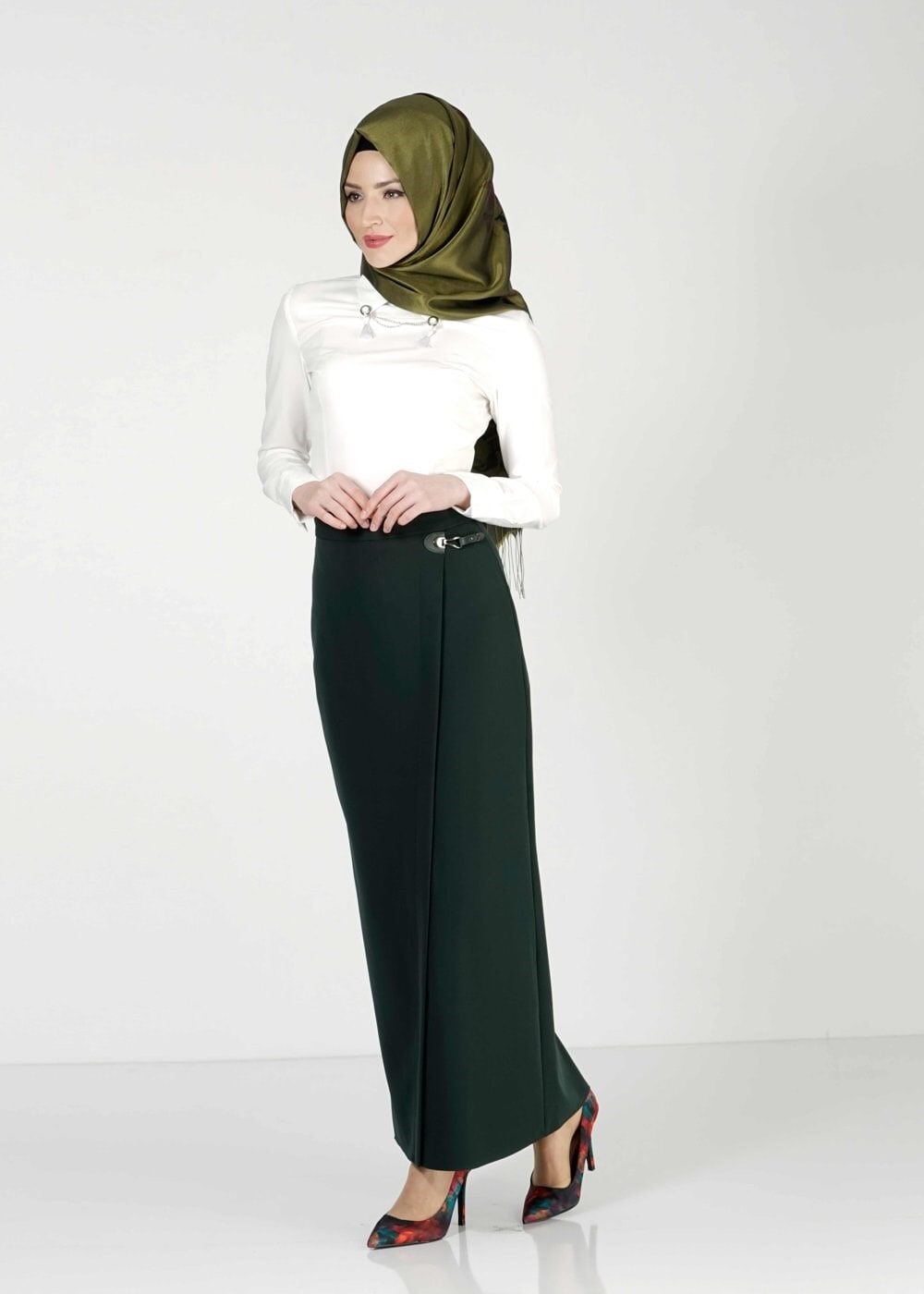 Tesettür giyim YEŞİL TOKA DETAYLI ETEK 6769 