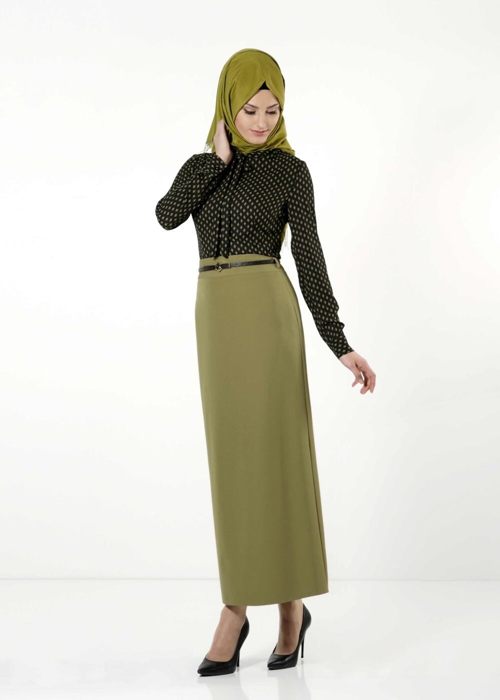 Tesettür giyim YEŞİL DÜZ KESİM ETEK 6770 