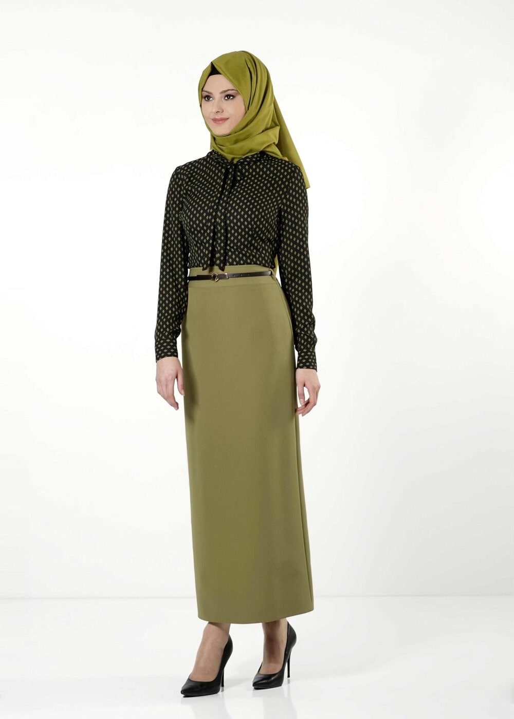 Tesettür giyim YEŞİL DÜZ KESİM ETEK 6770 
