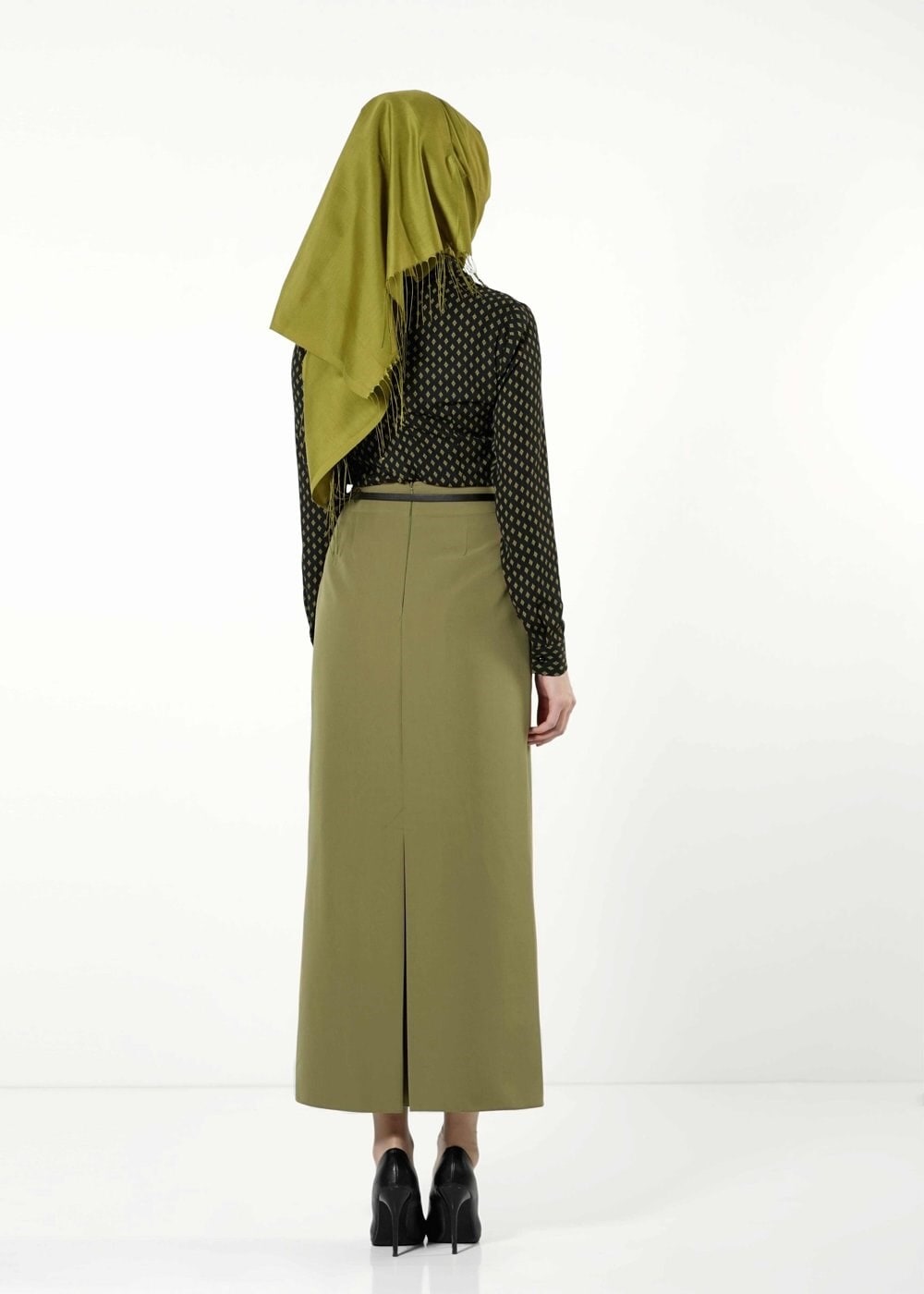 Tesettür giyim YEŞİL DÜZ KESİM ETEK 6770 