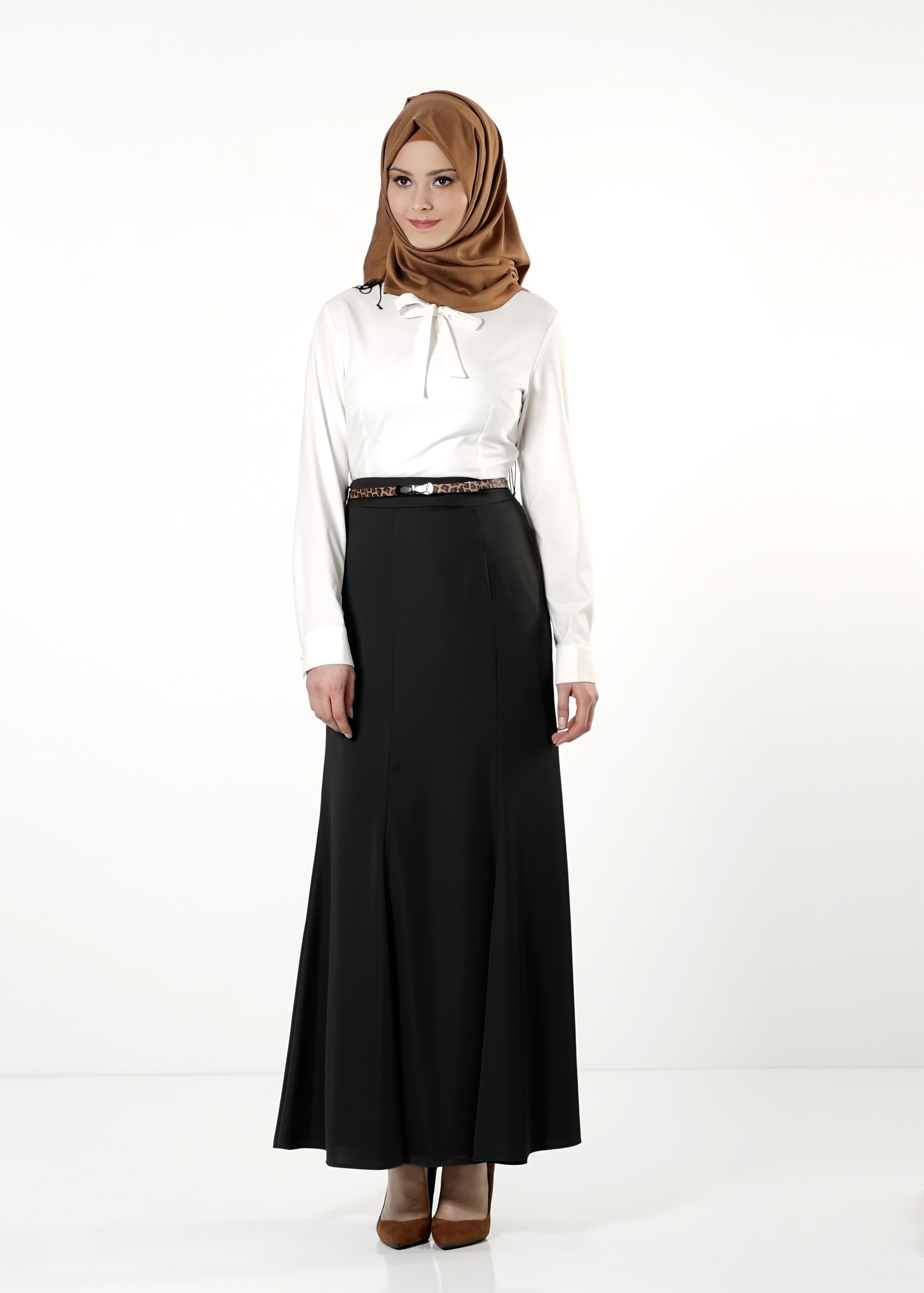 Tesettür giyim SİYAH A KESİM ETEK 6775 