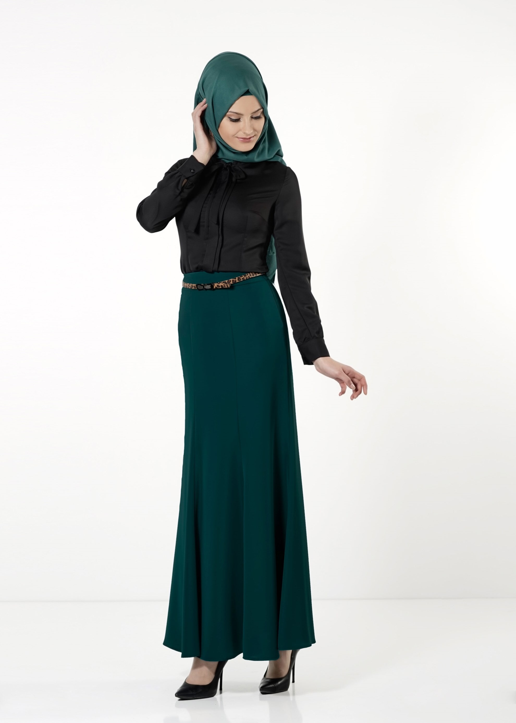 Tesettür giyim YEŞİL A KESİM ETEK 6775 