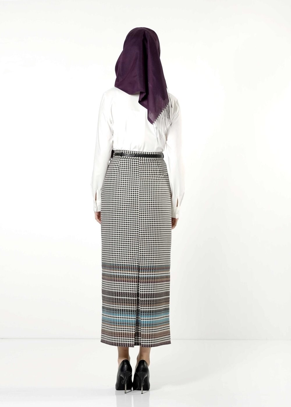 Tesettür giyim MAVİ DESENLİ ETEK 6781 