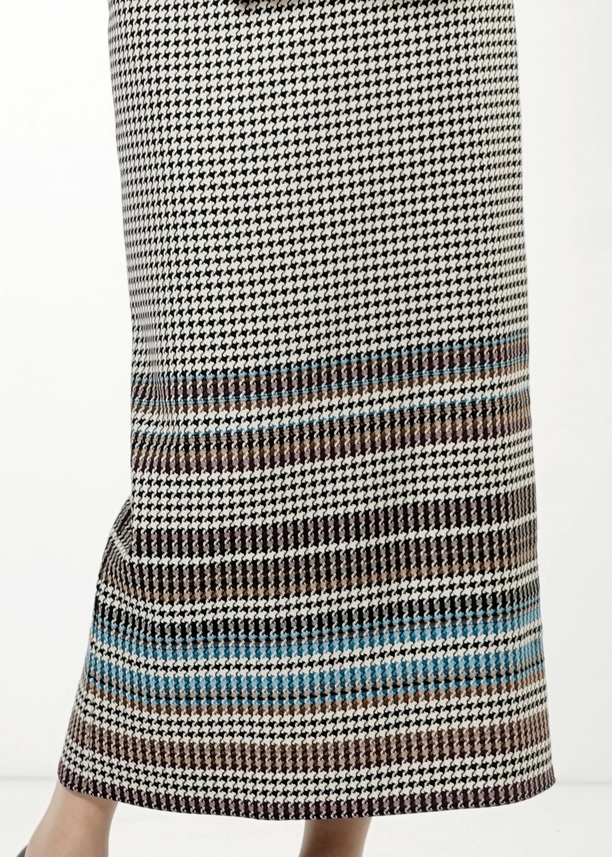 Tesettür giyim MAVİ DESENLİ ETEK 6781 