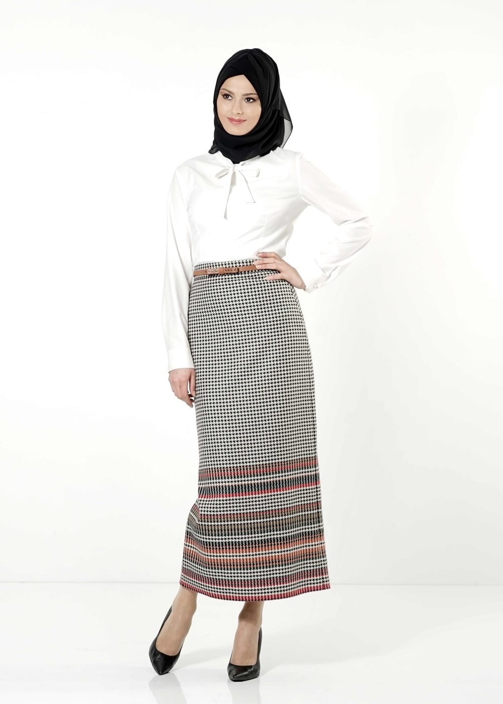 Tesettür giyim BORDO DESENLİ ETEK 6781 