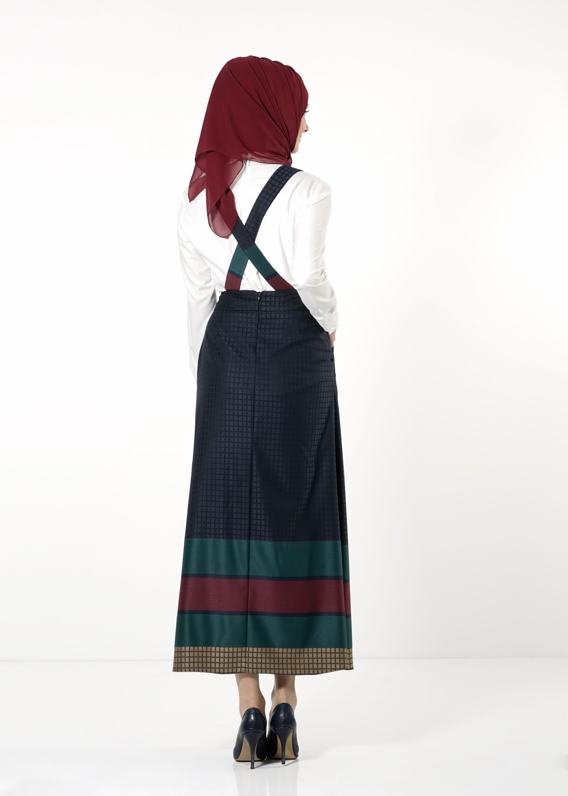 Tesettür giyim LACİVERT DESENLİ ASKILI ETEK 6783 