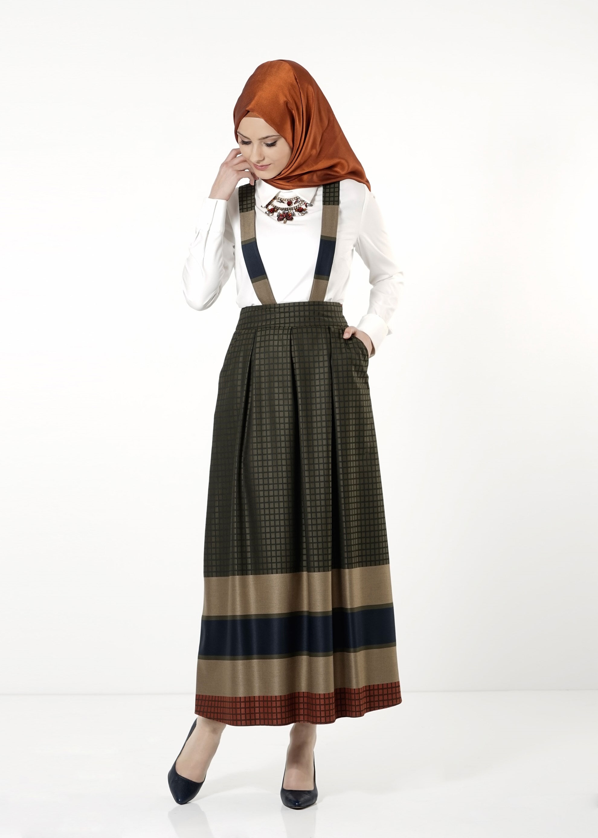 Tesettür giyim HAKİ DESENLİ ASKILI ETEK 6783 