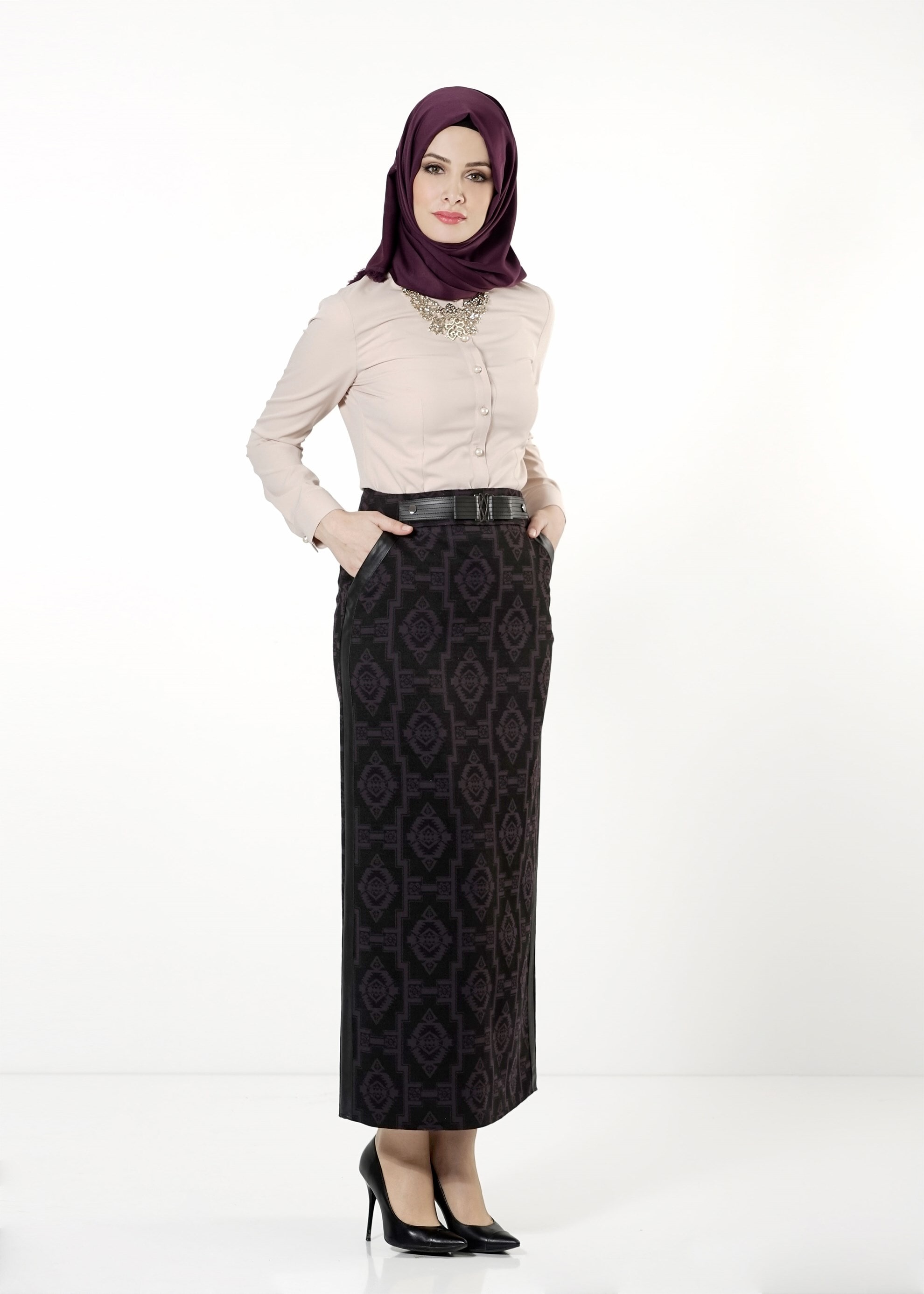 Tesettür giyim MOR DESENLİ ETEK 6786 