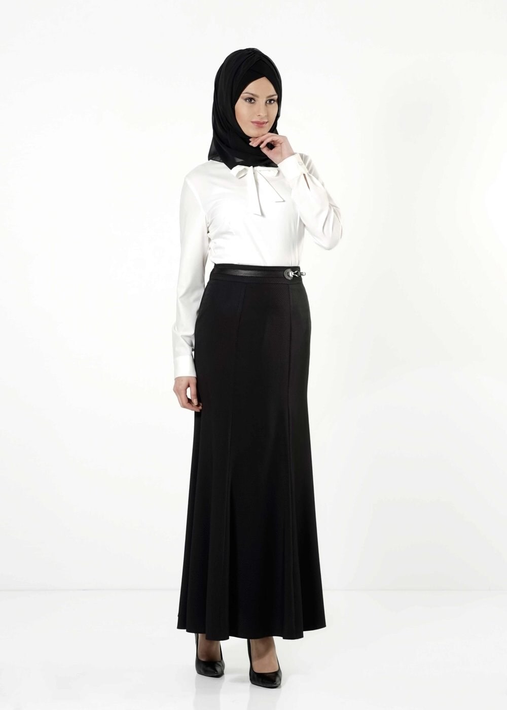 Tesettür giyim SİYAH BALIK KESİM ETEK 6788 