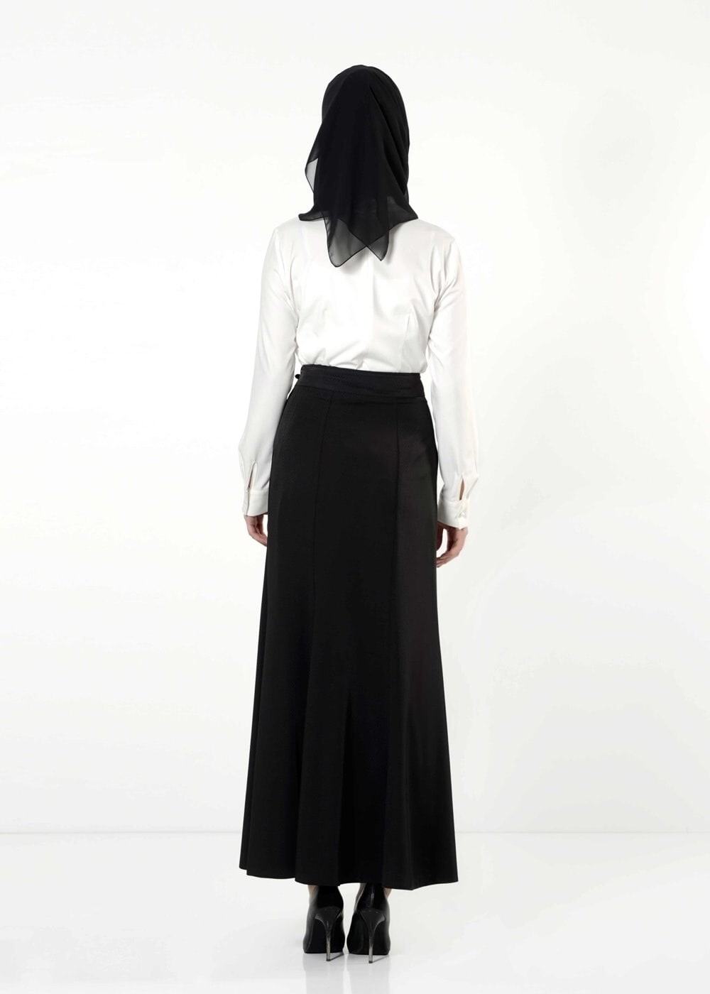 Tesettür giyim SİYAH BALIK KESİM ETEK 6788 